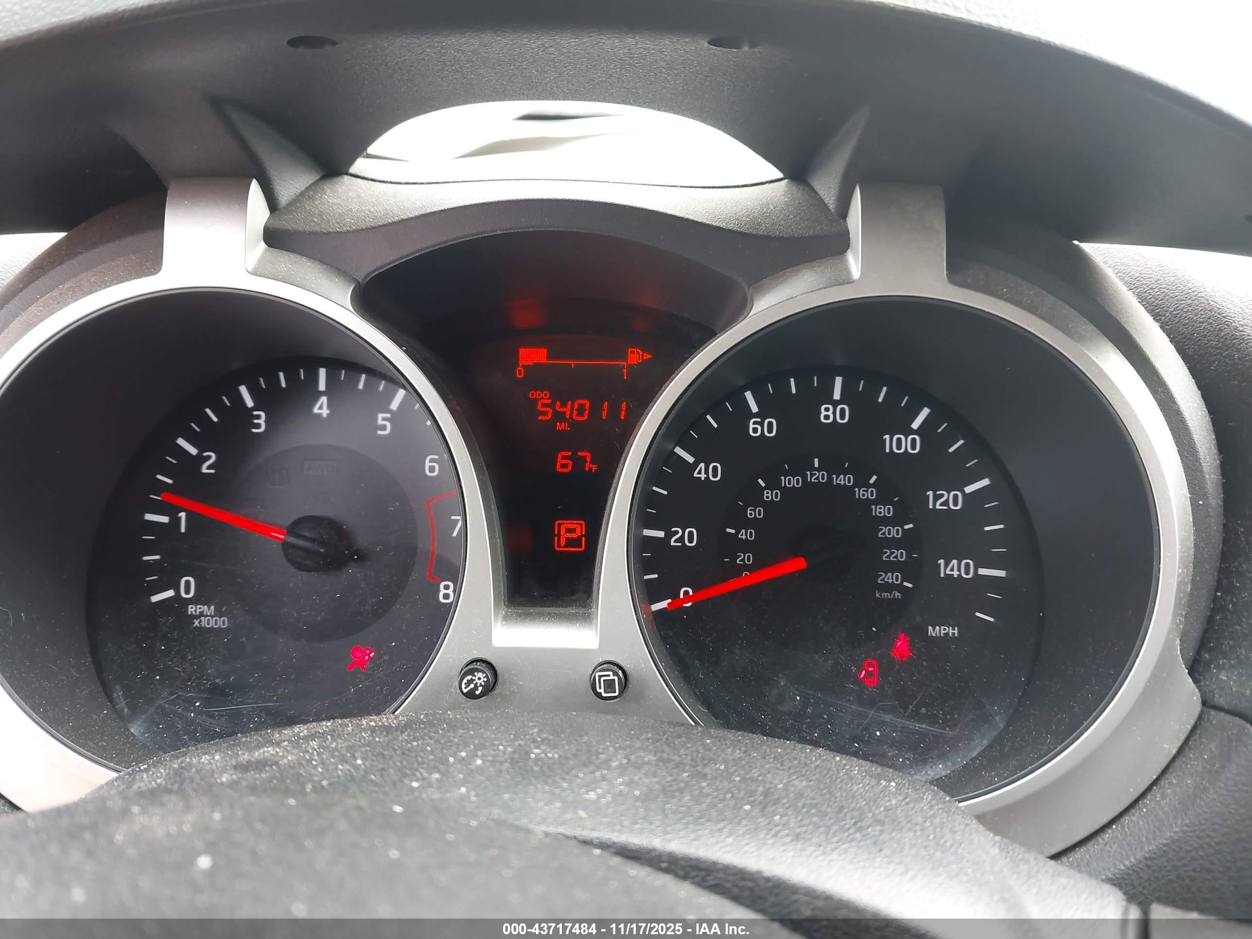 NISSAN JUKE image 7