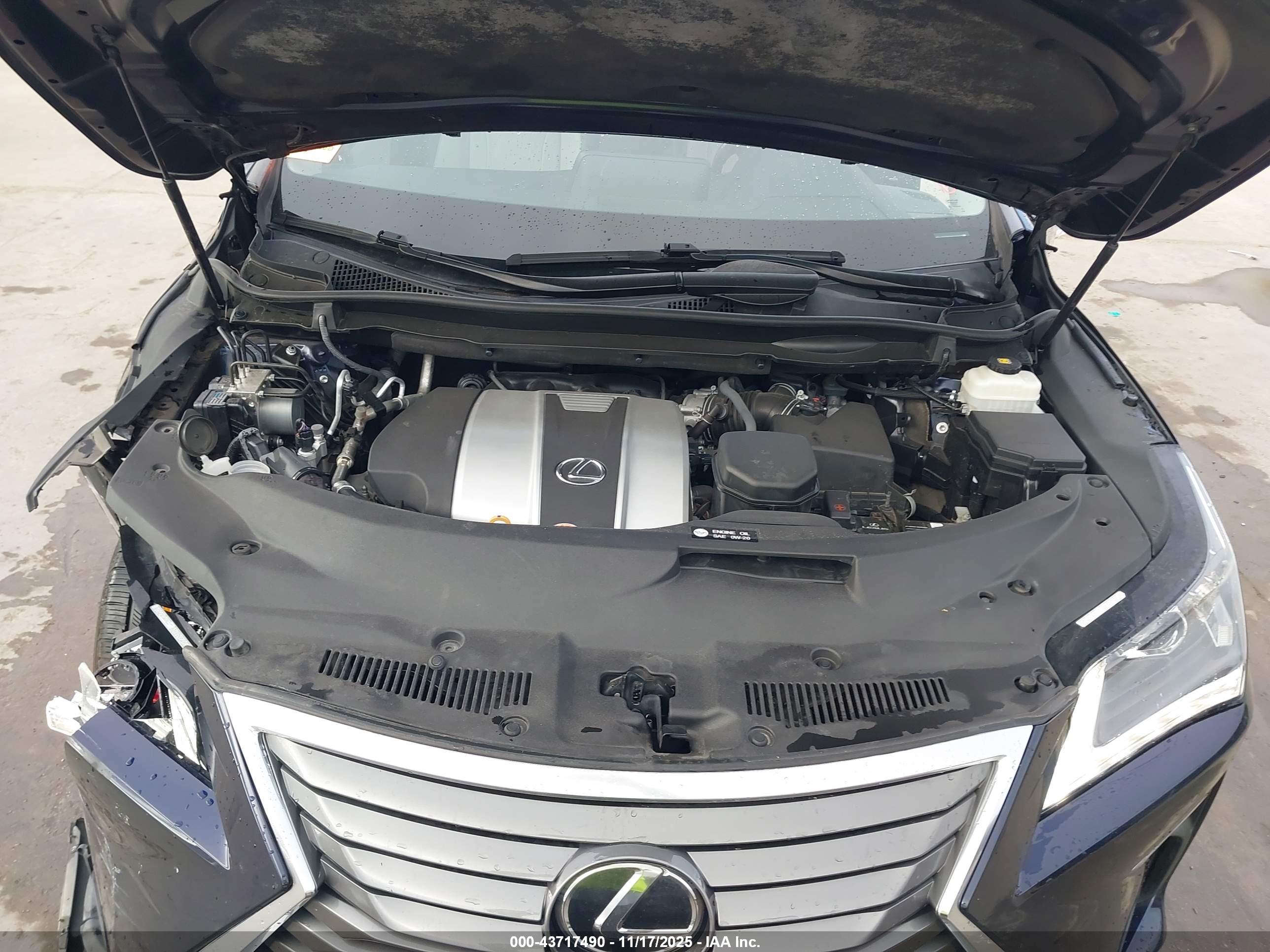 LEXUS RX image 10