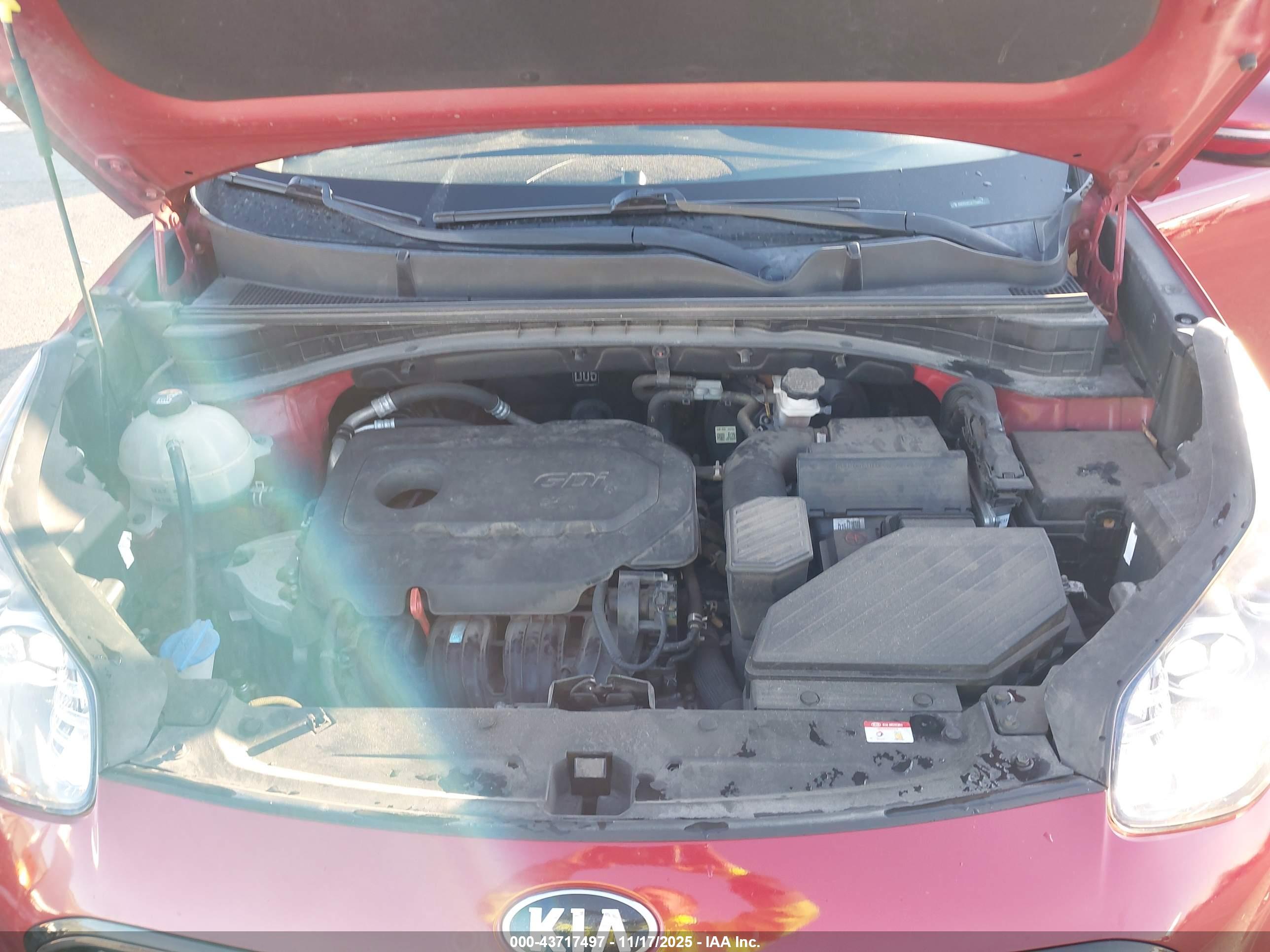 KIA SPORTAGE image 10
