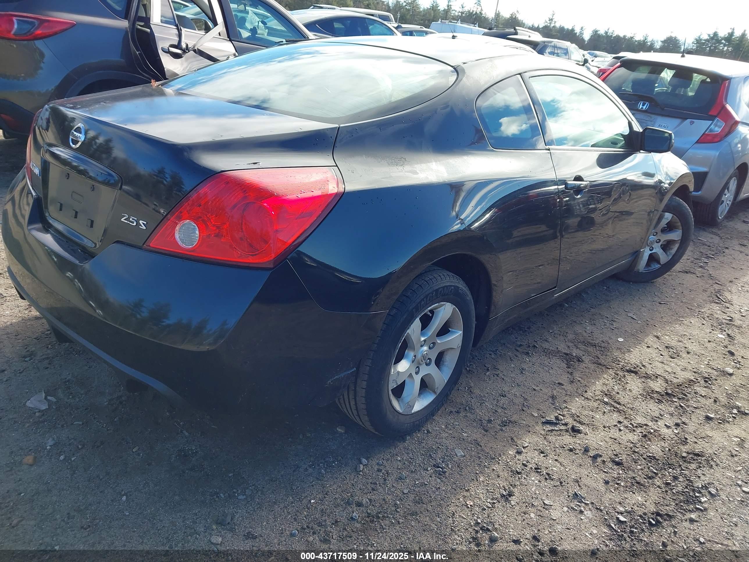 NISSAN ALTIMA image 4