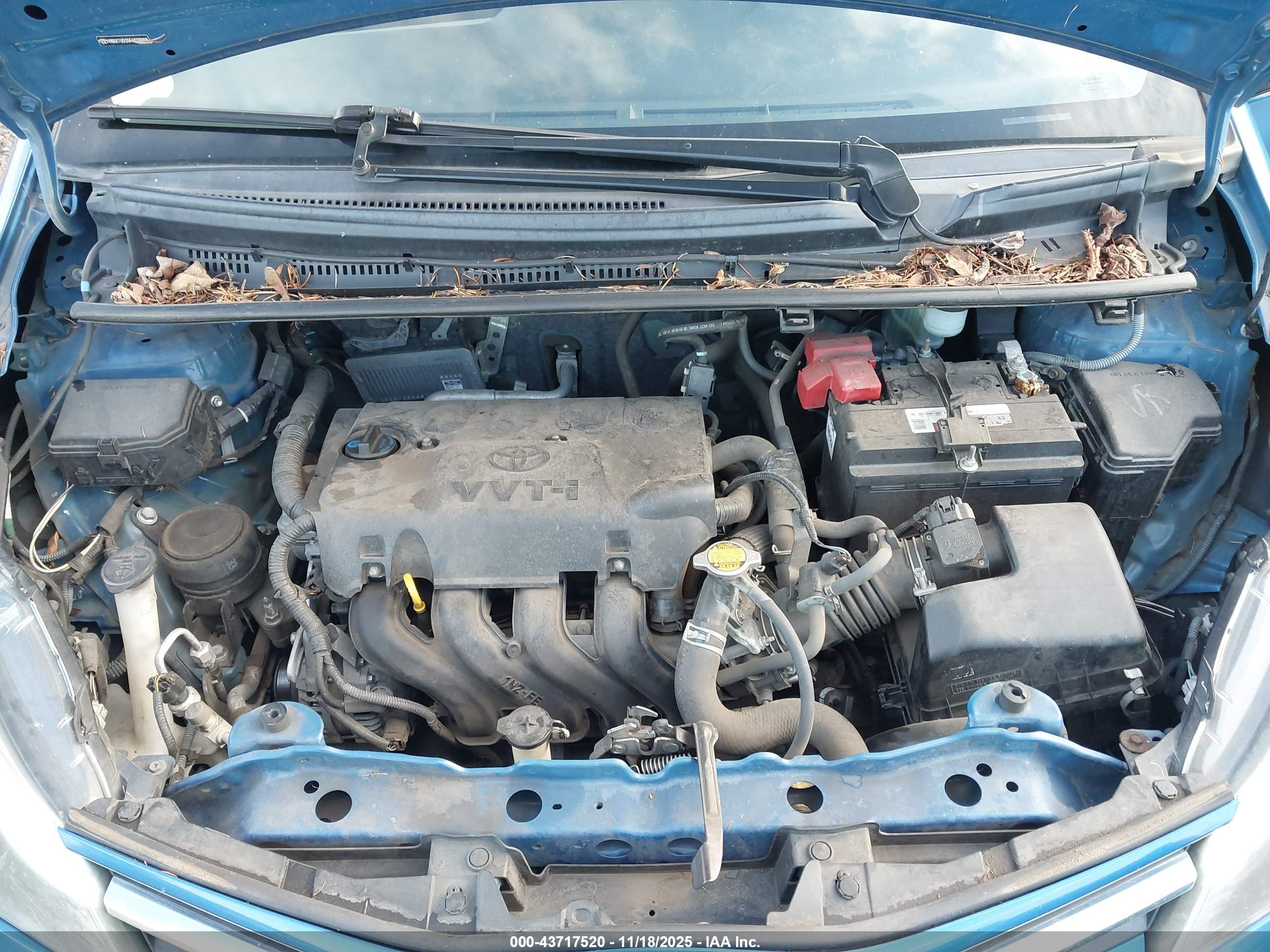 TOYOTA YARIS image 10