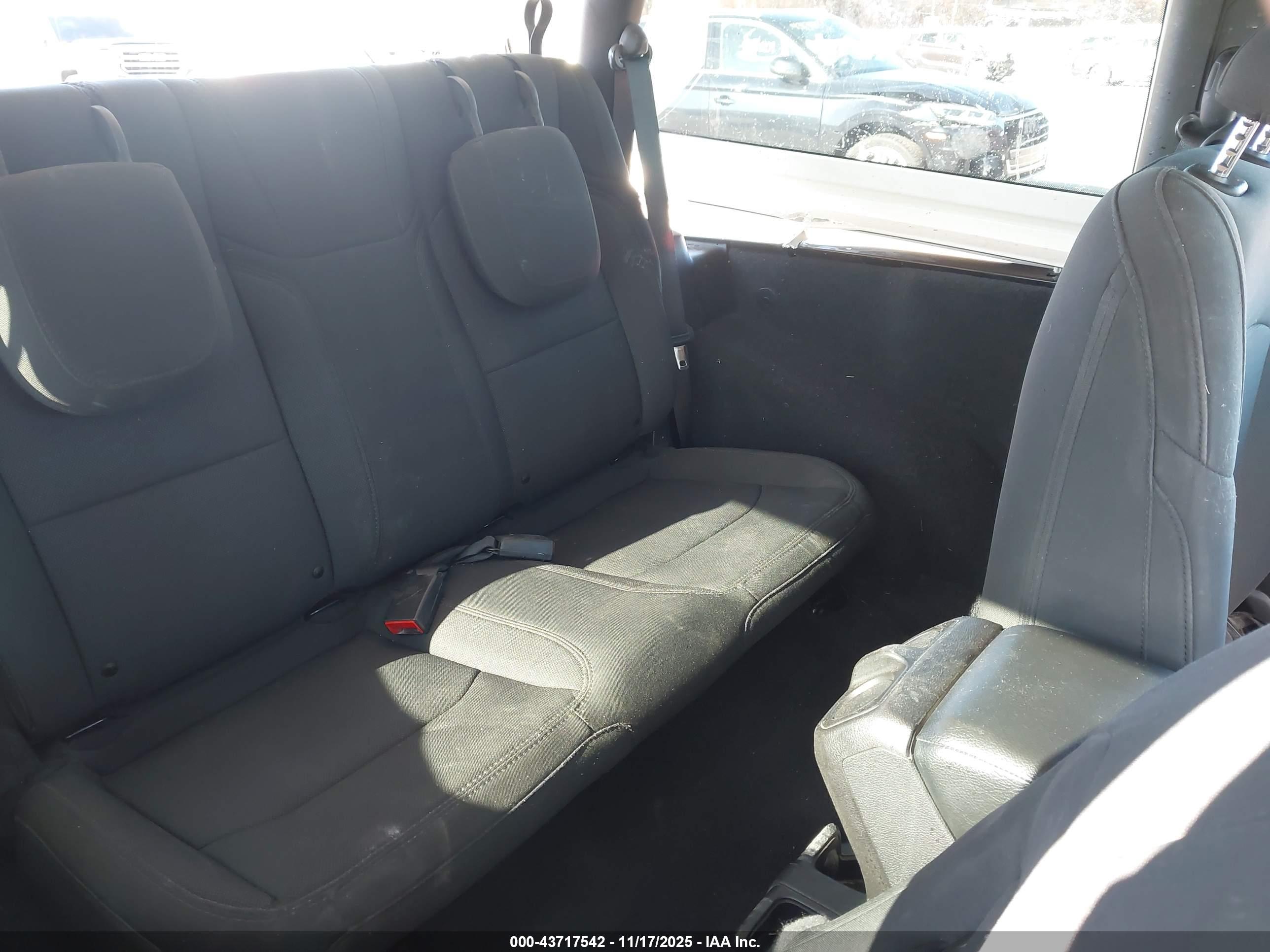 JEEP WRANGLER image 8