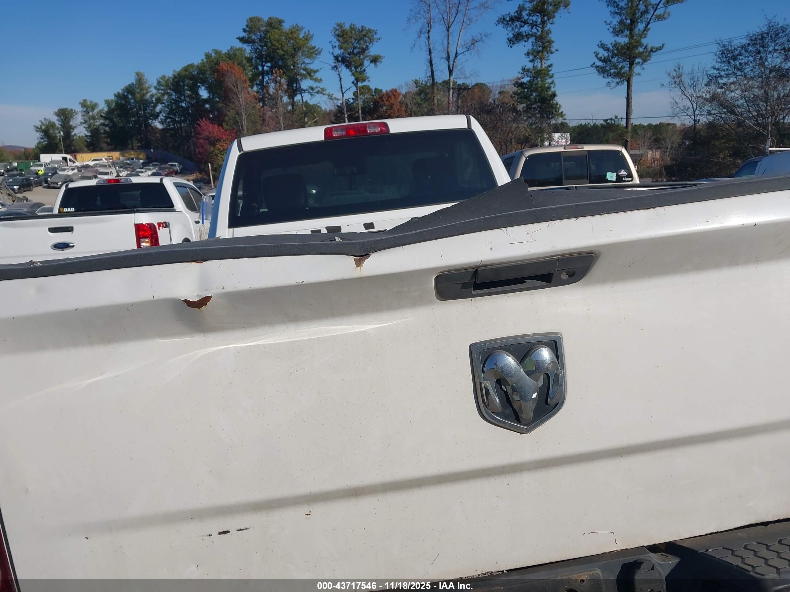 RAM 2500 image 6