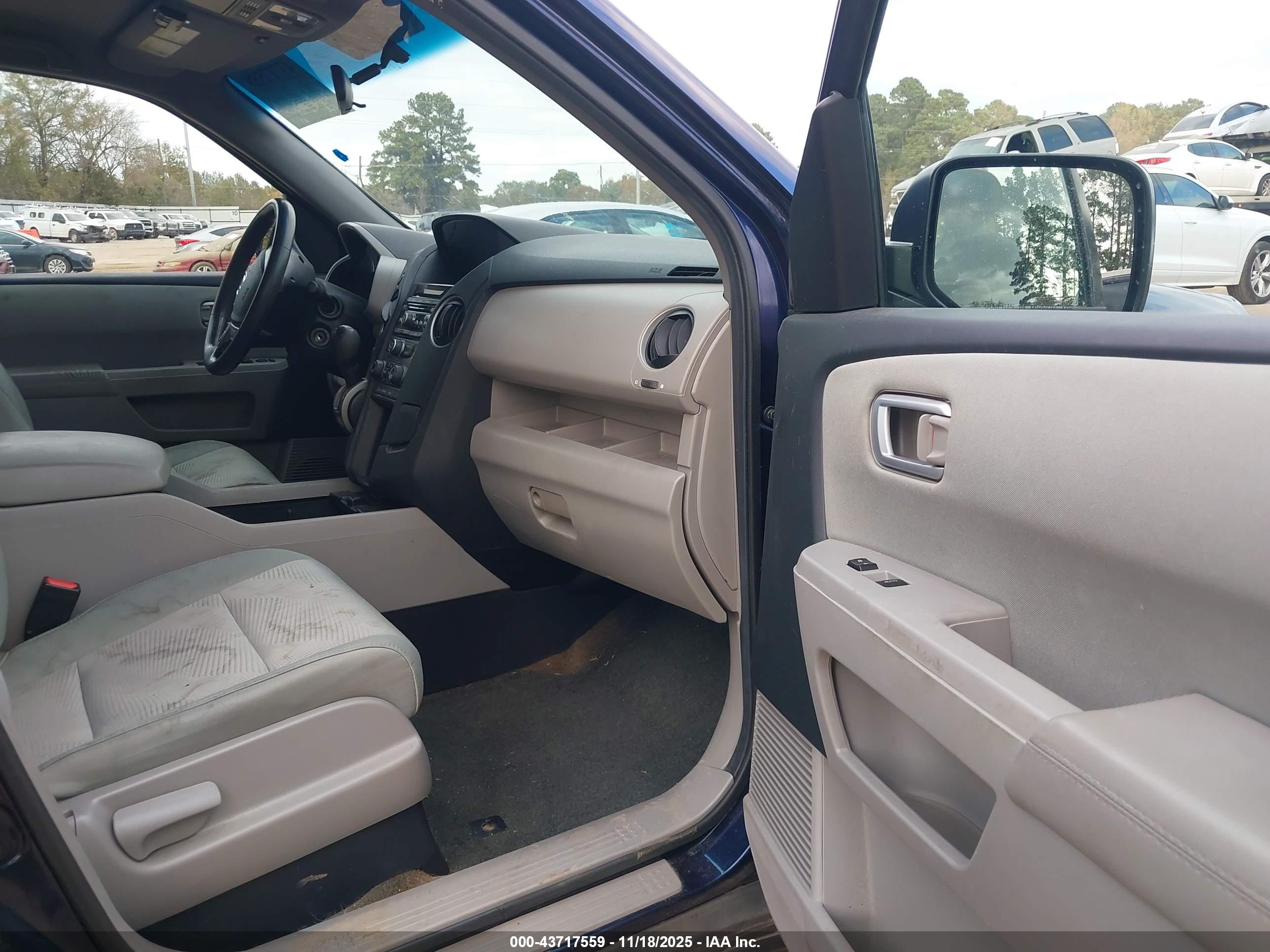 HONDA PILOT image 5