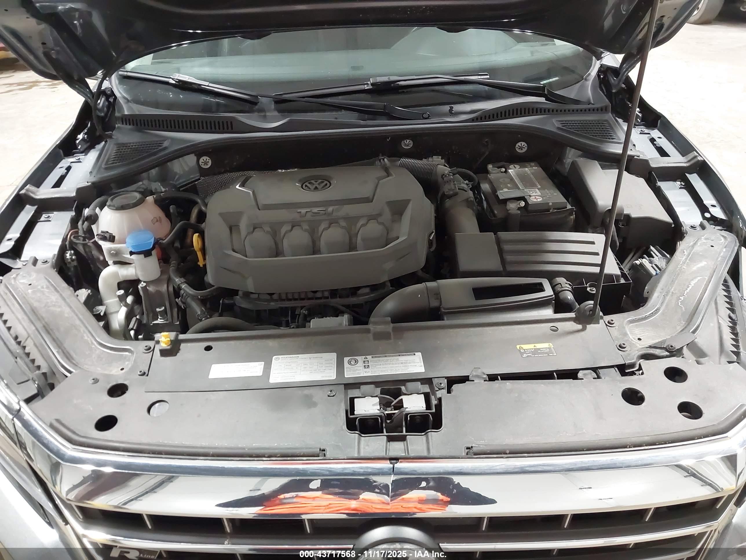 VOLKSWAGEN PASSAT image 10