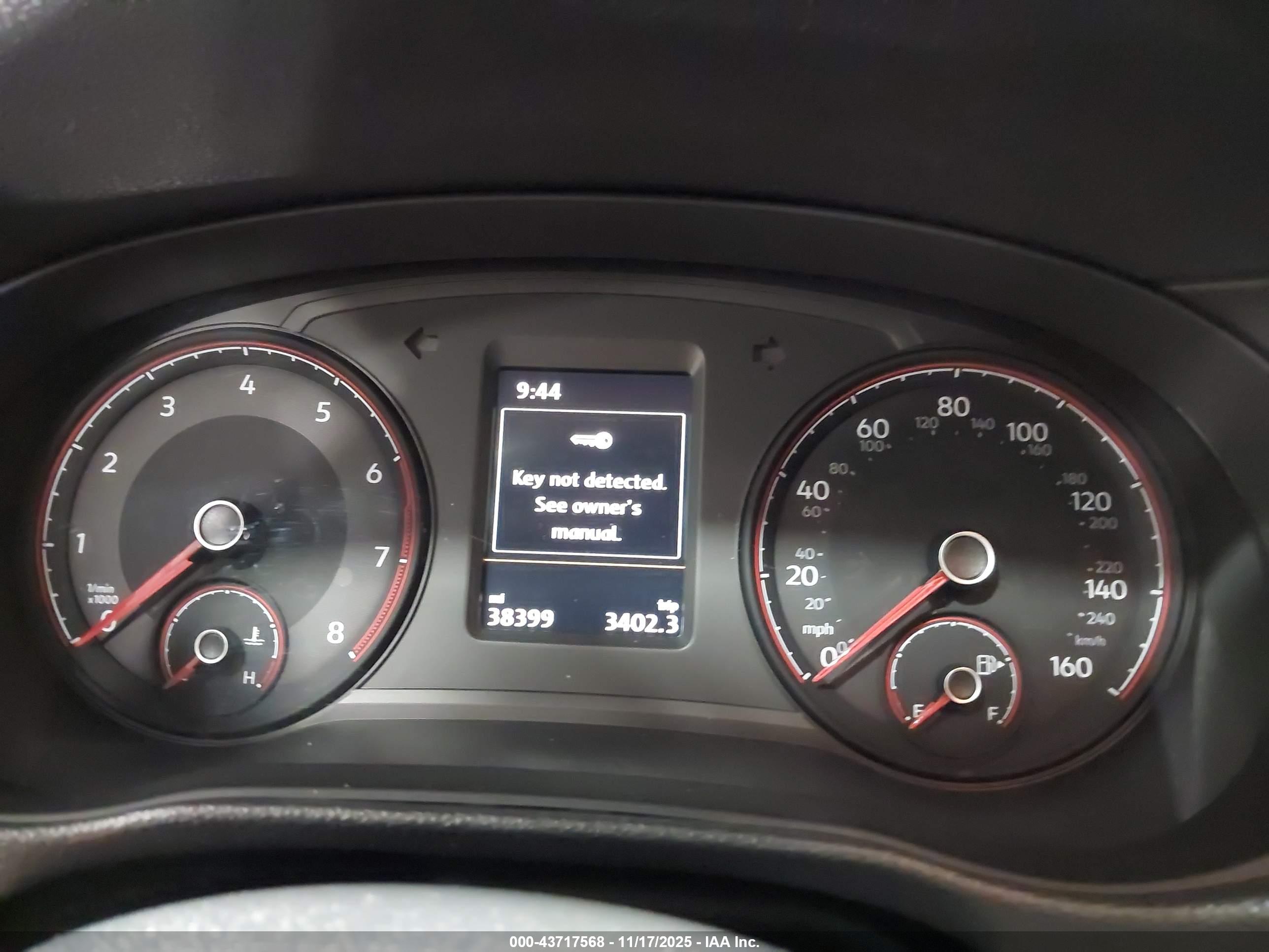 VOLKSWAGEN PASSAT image 7