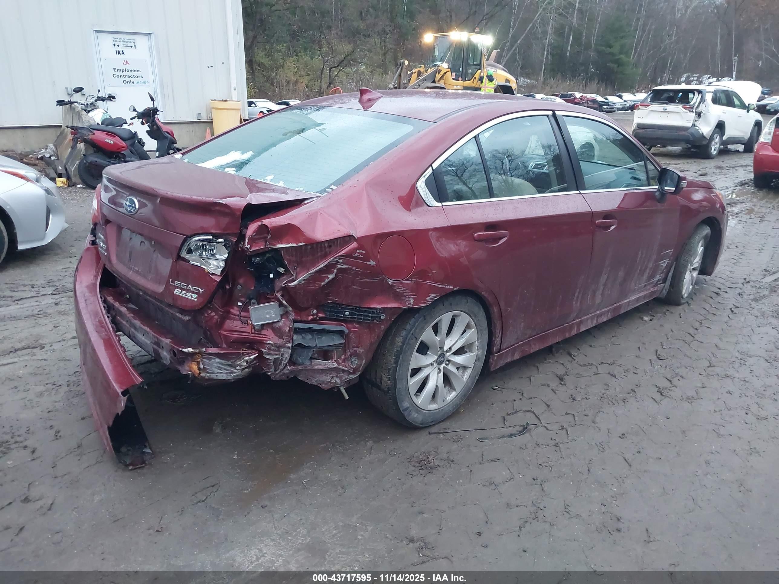 SUBARU LEGACY image 4
