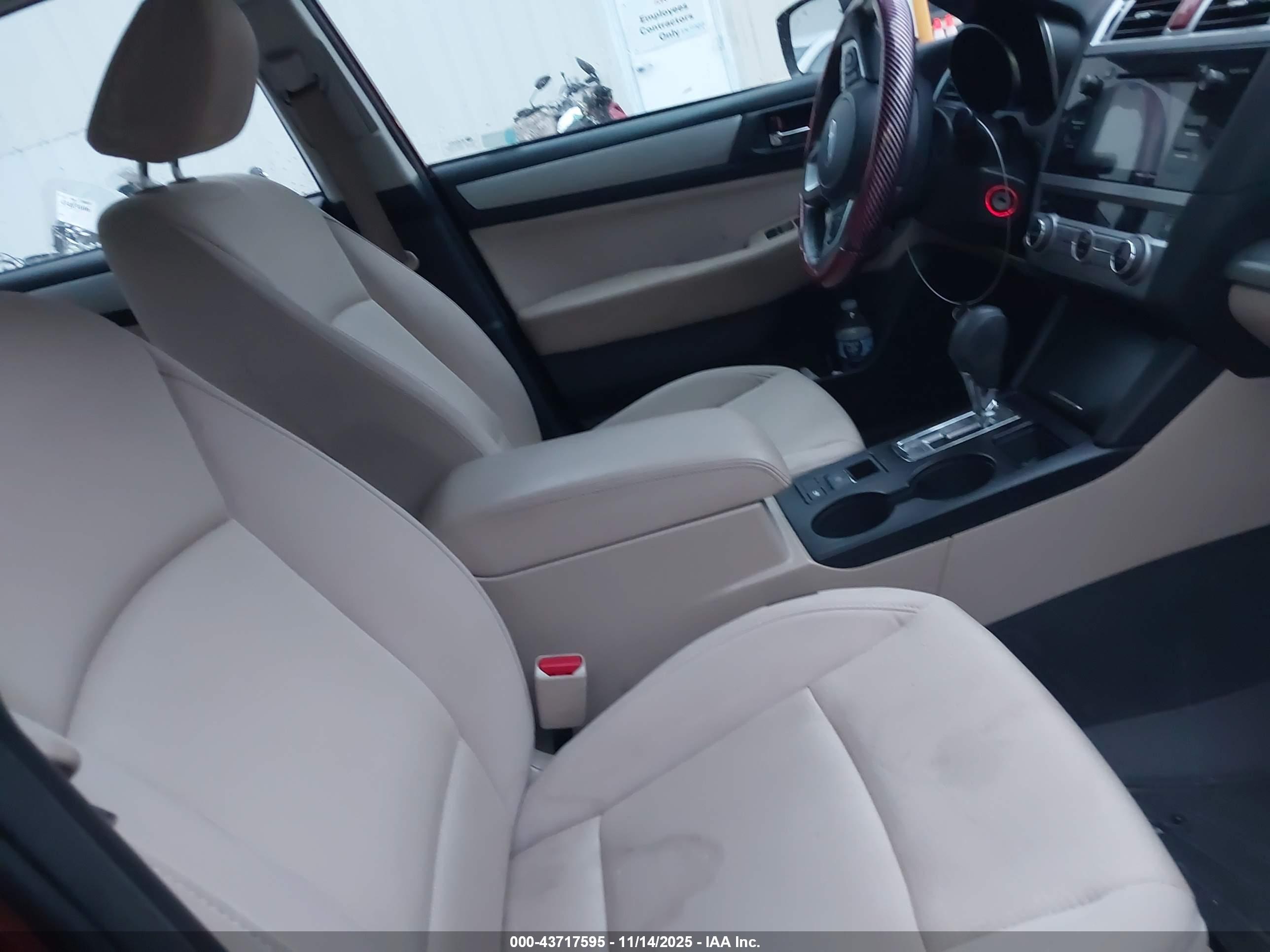 SUBARU LEGACY image 5