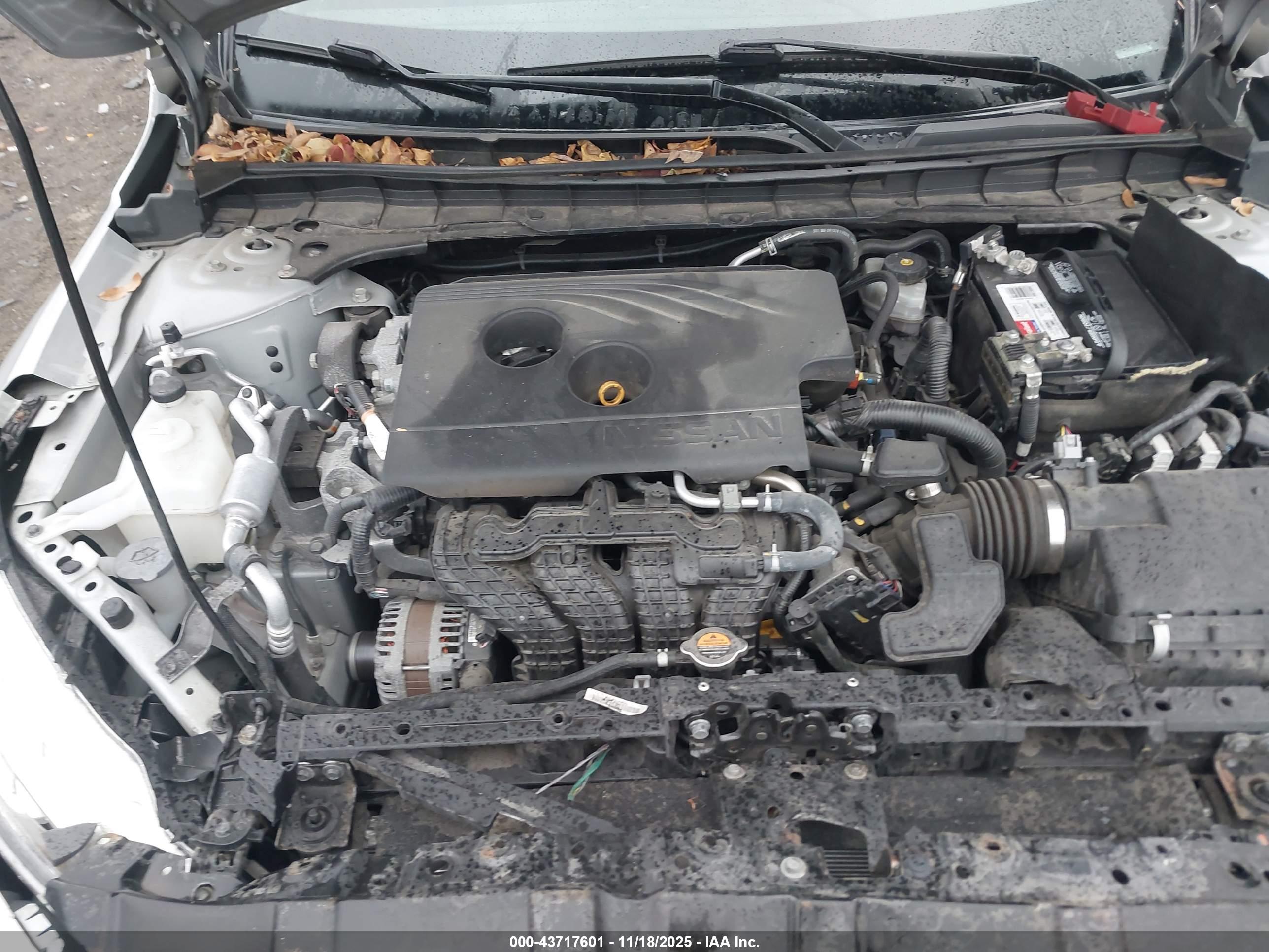 NISSAN ALTIMA image 10