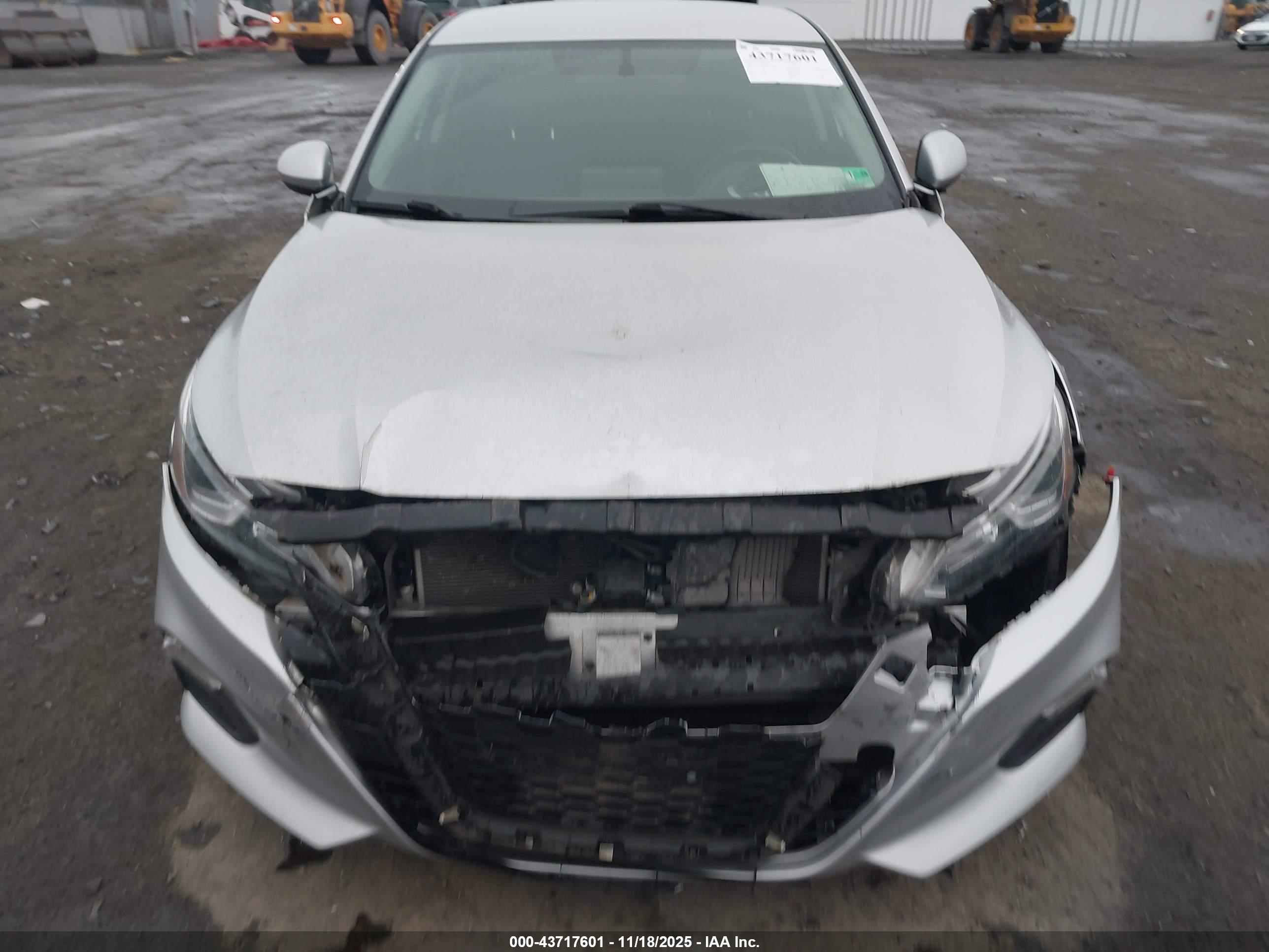 NISSAN ALTIMA image 6