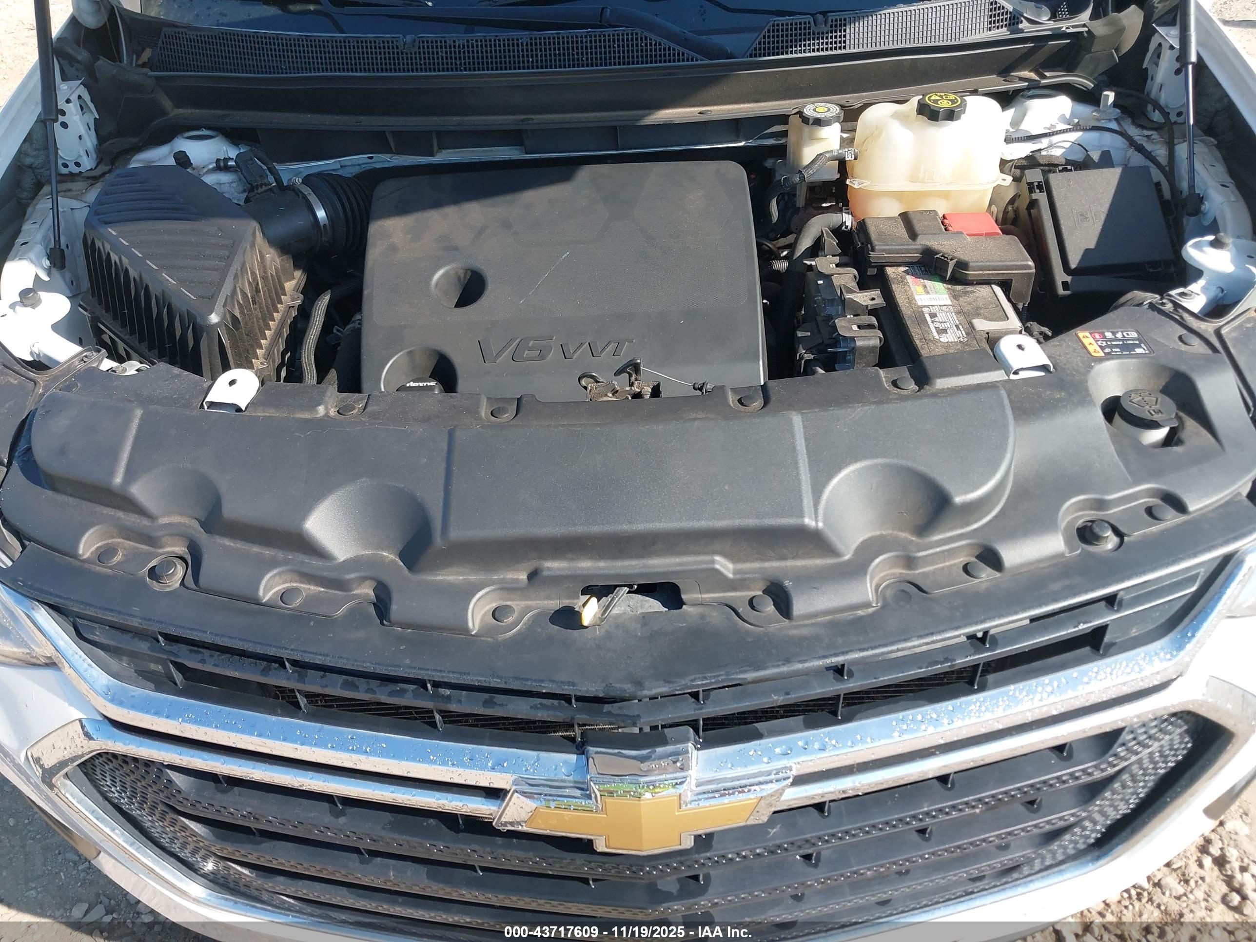 CHEVROLET TRAVERSE image 10