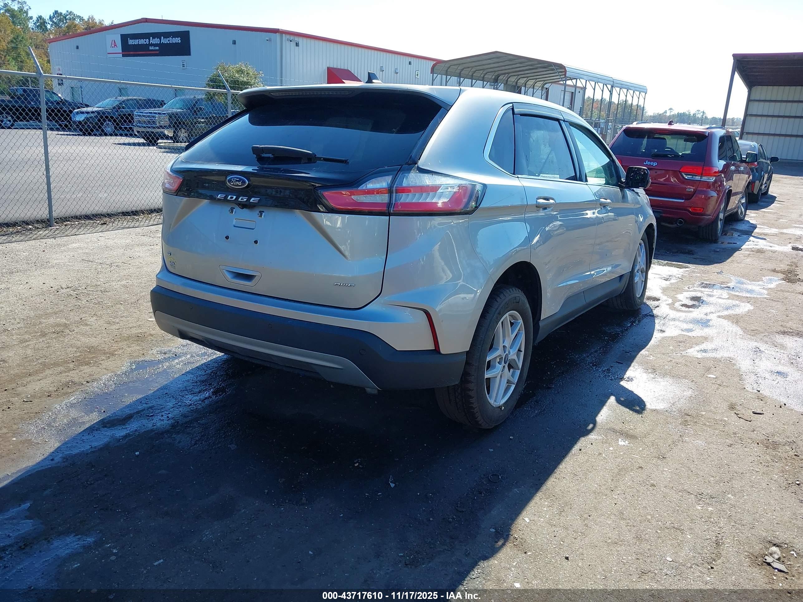 FORD EDGE image 4