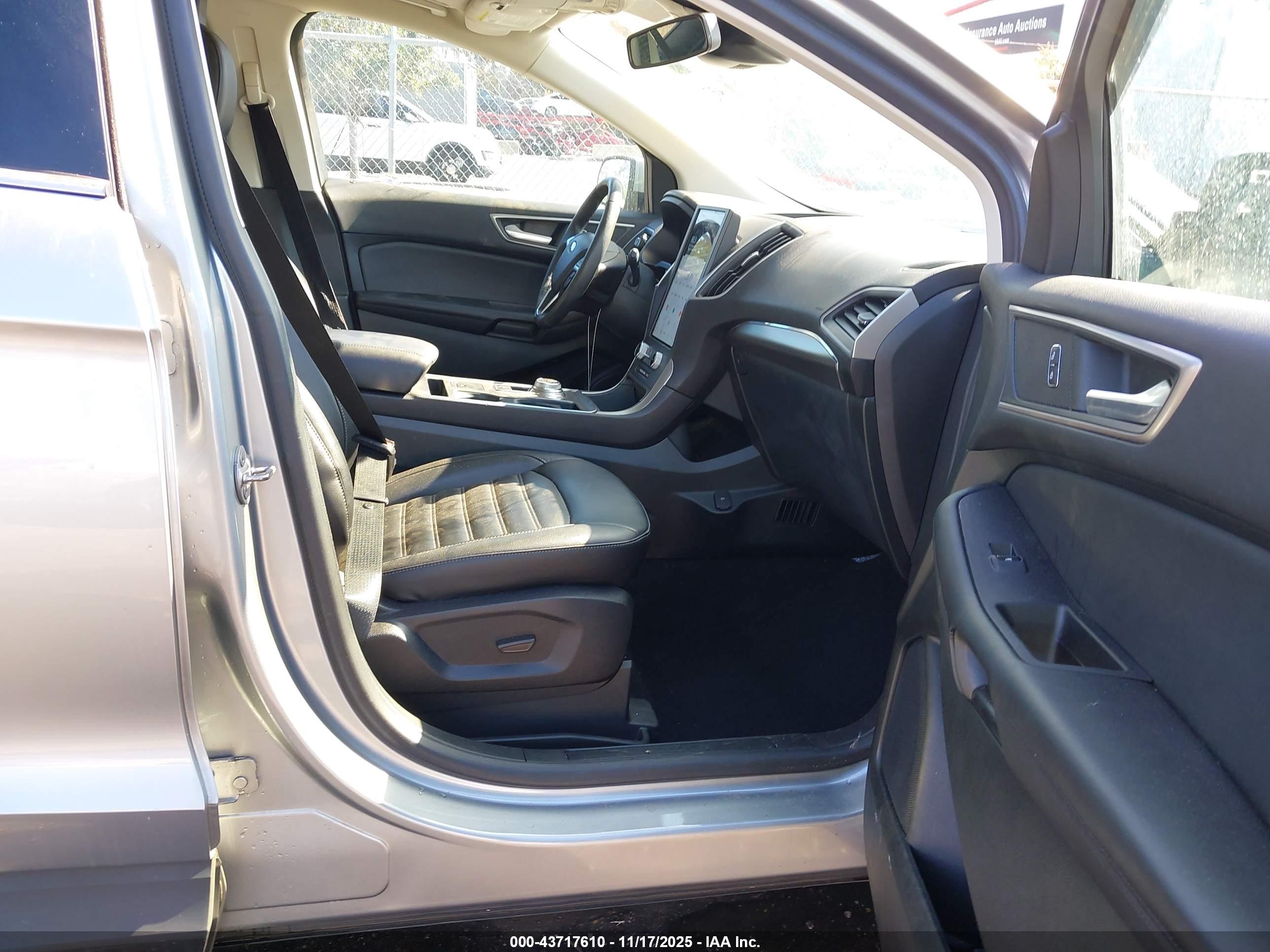 FORD EDGE image 5