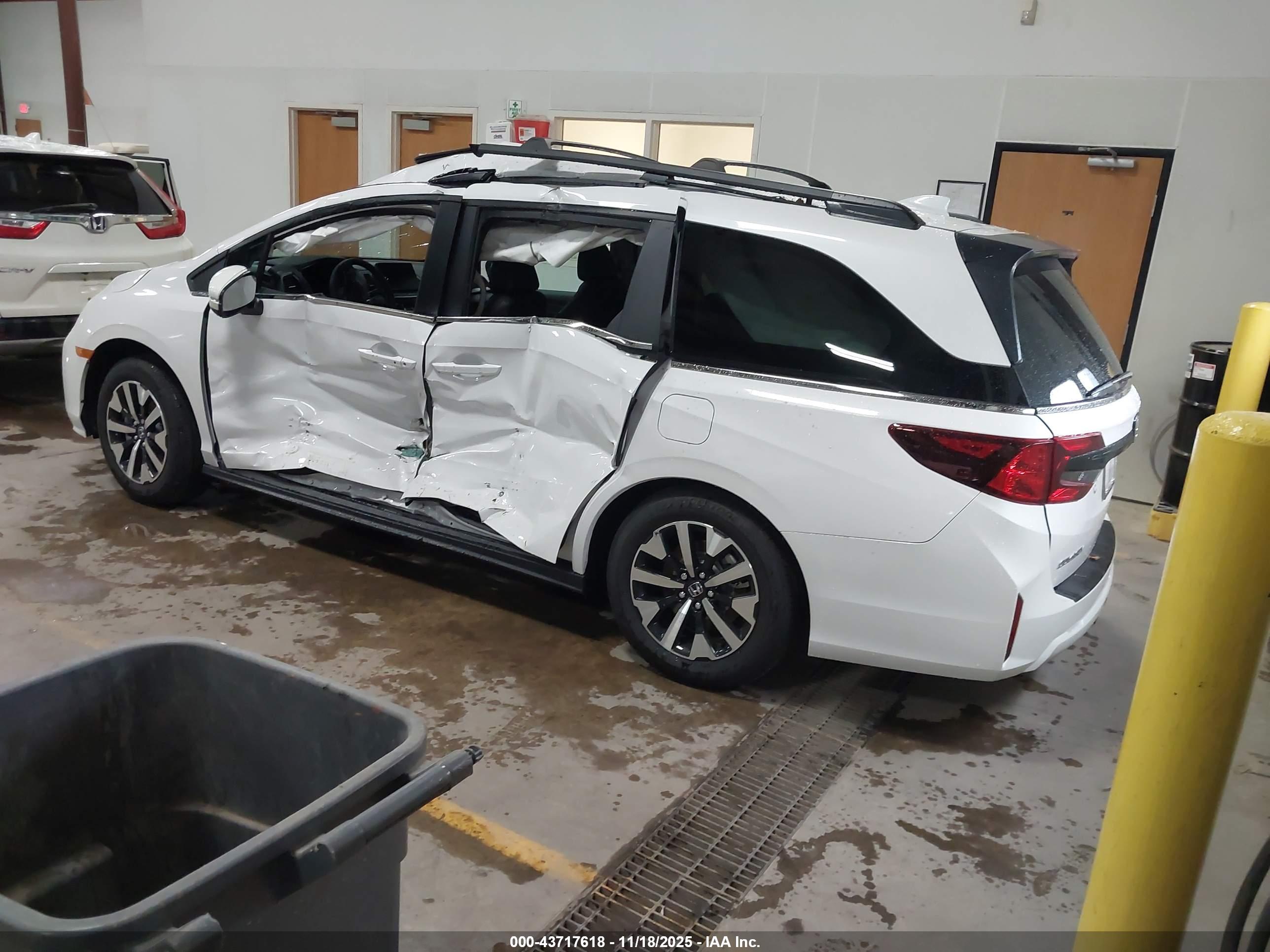 HONDA ODYSSEY image 3