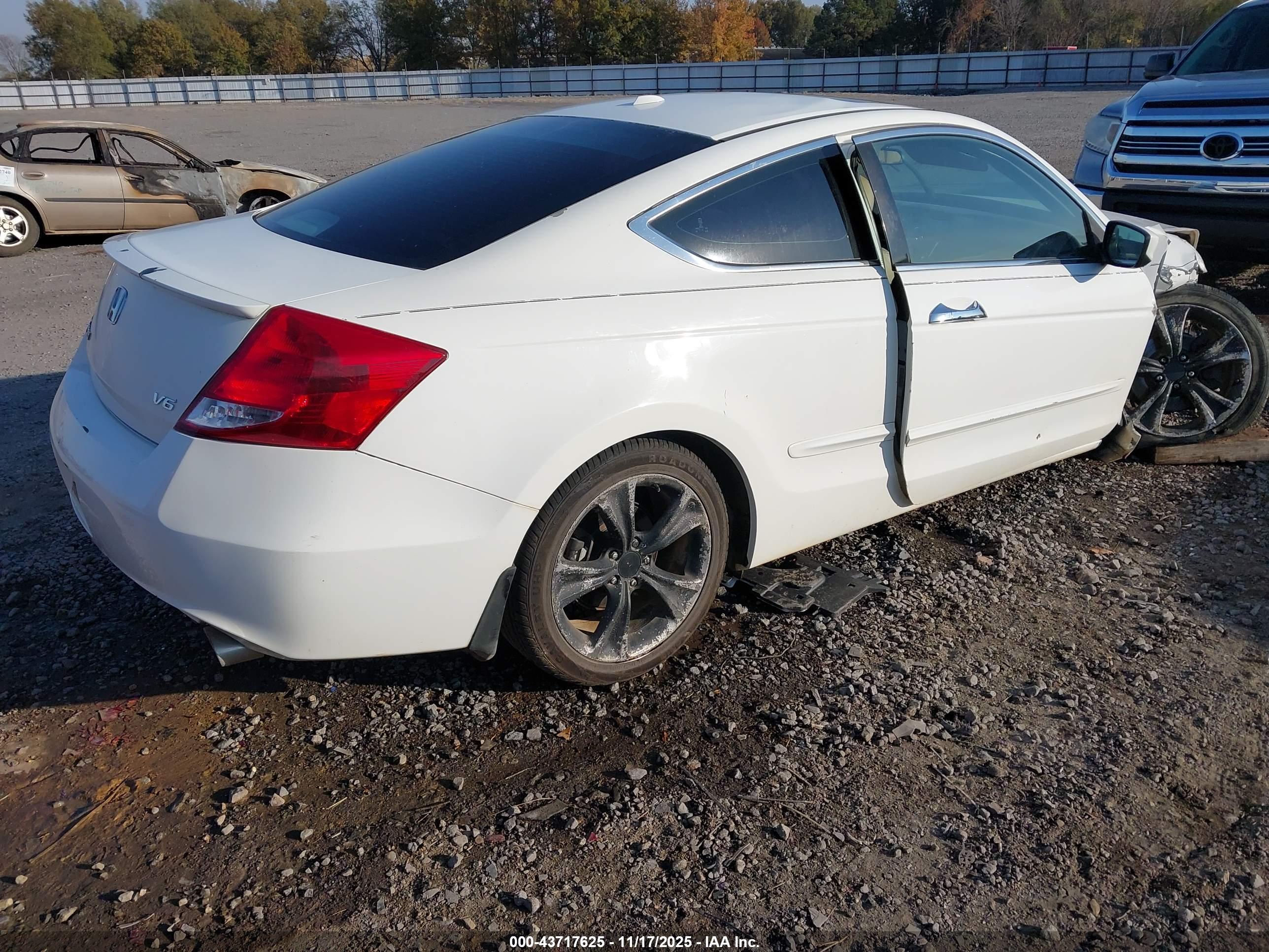 HONDA ACCORD image 4