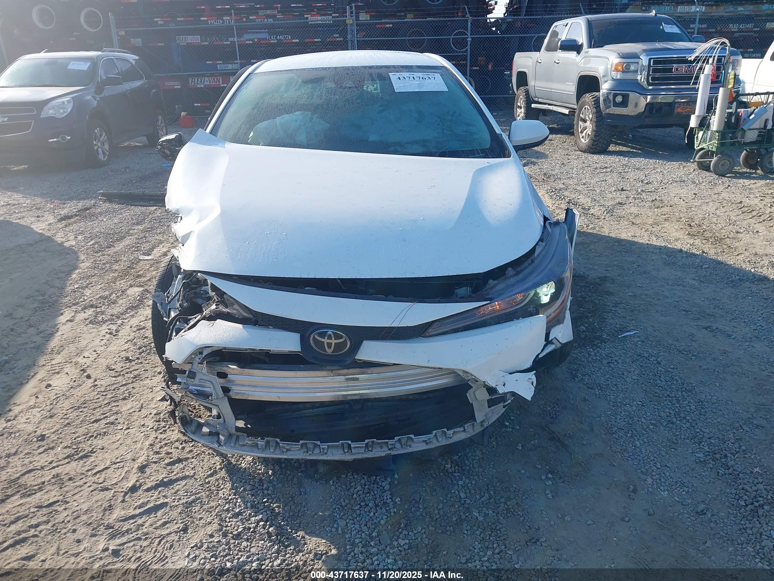 TOYOTA COROLLA image 6