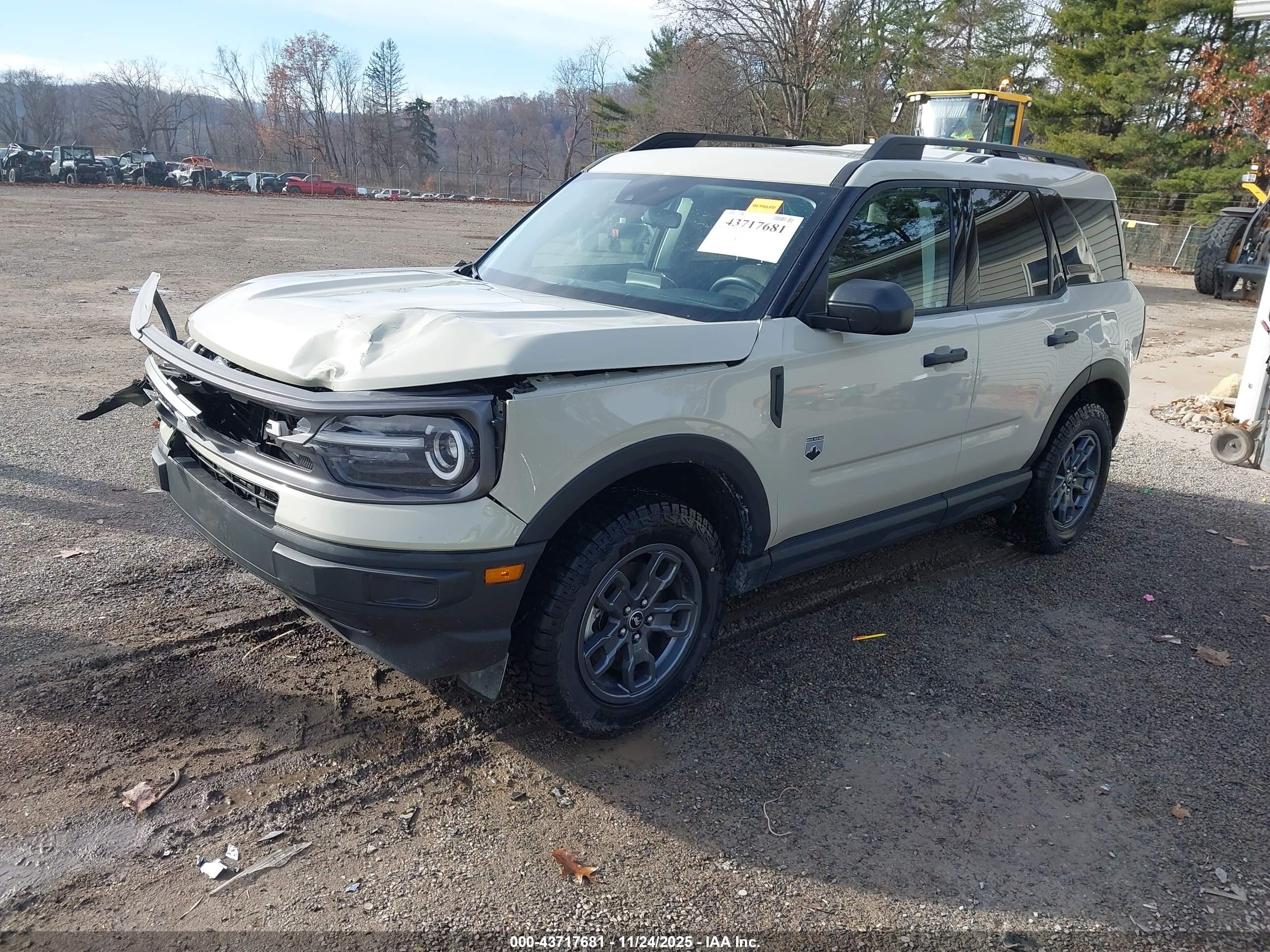 FORD BRONCO image 2