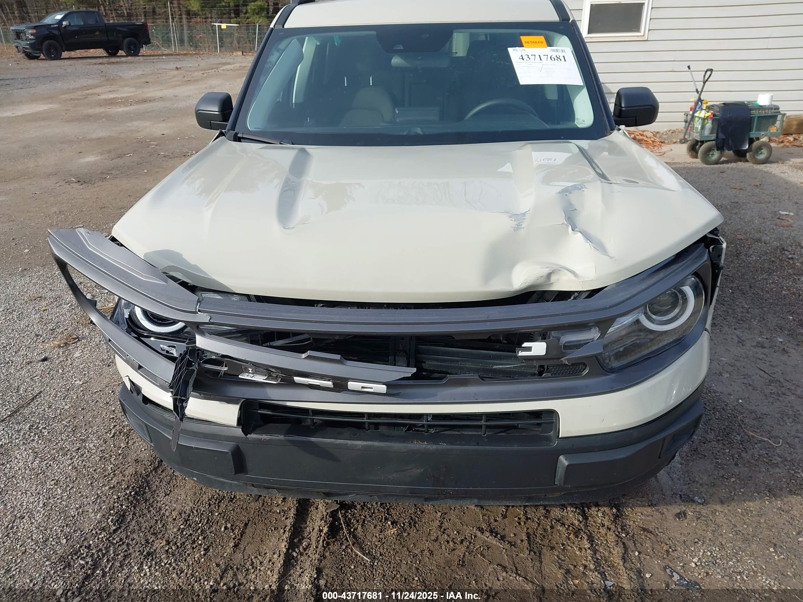 FORD BRONCO image 6