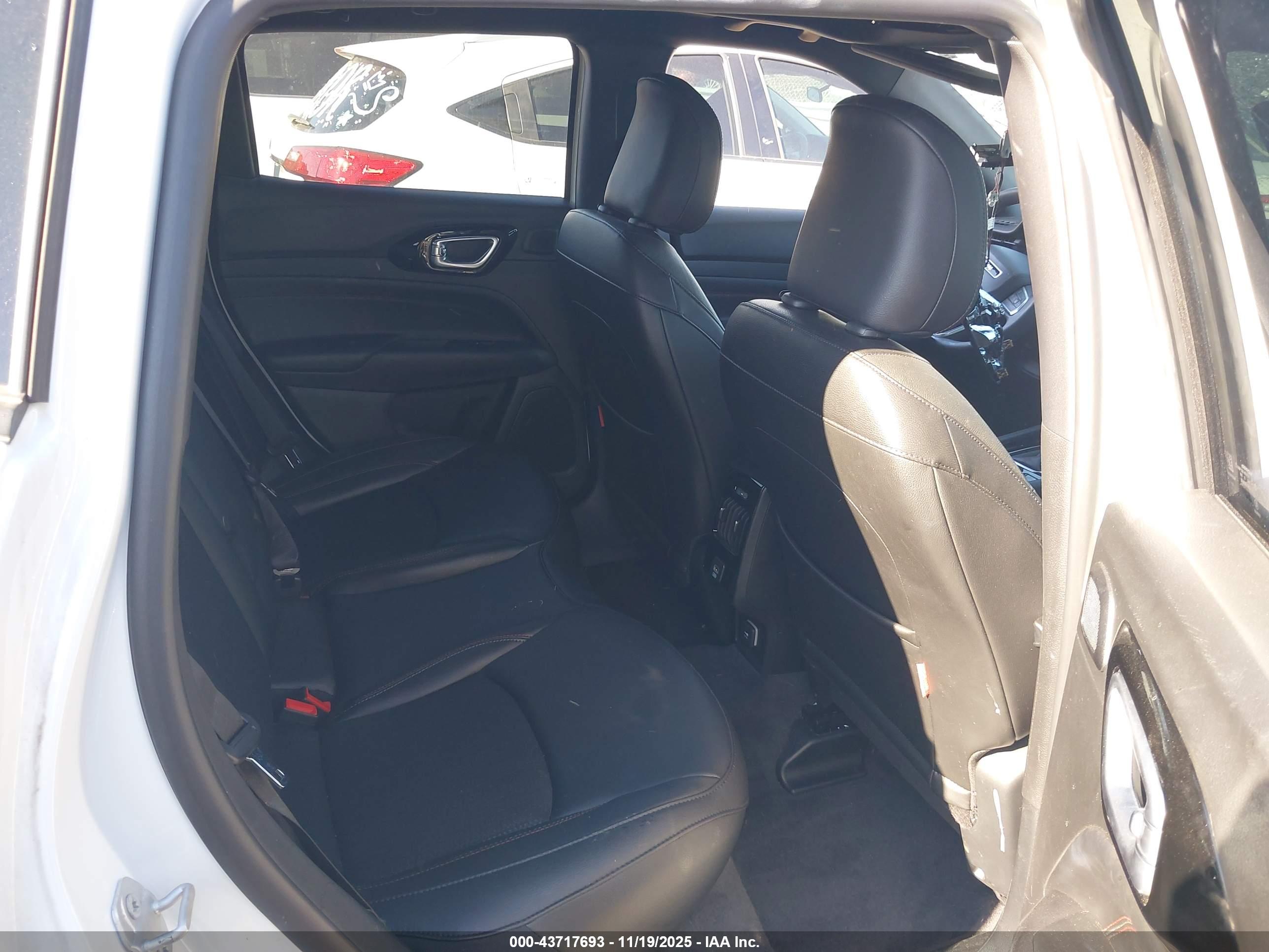 JEEP COMPASS image 8