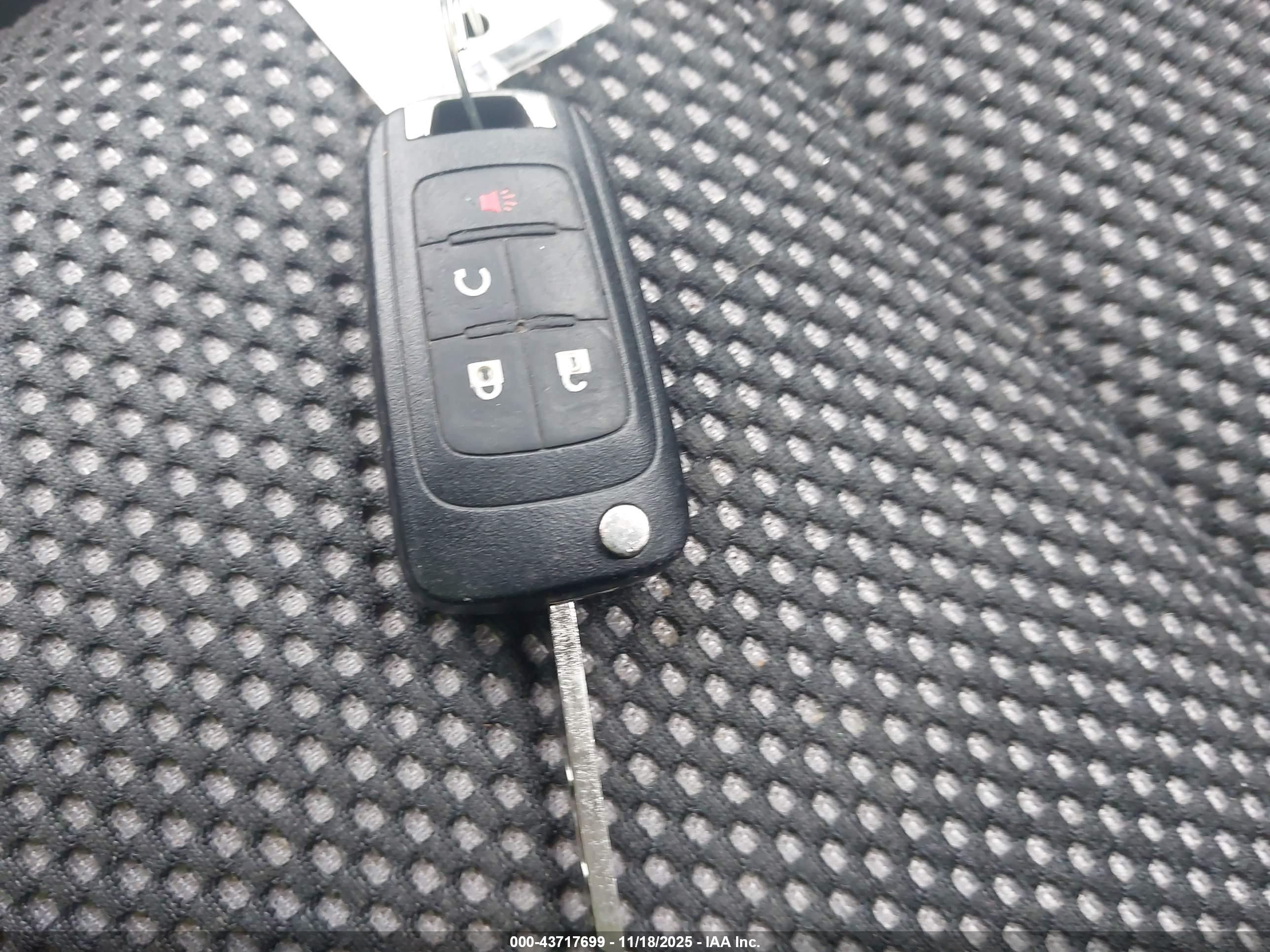 CHEVROLET EQUINOX image 11