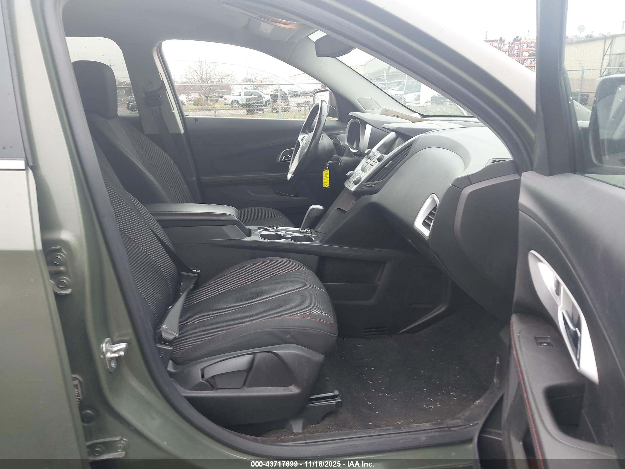 CHEVROLET EQUINOX image 5