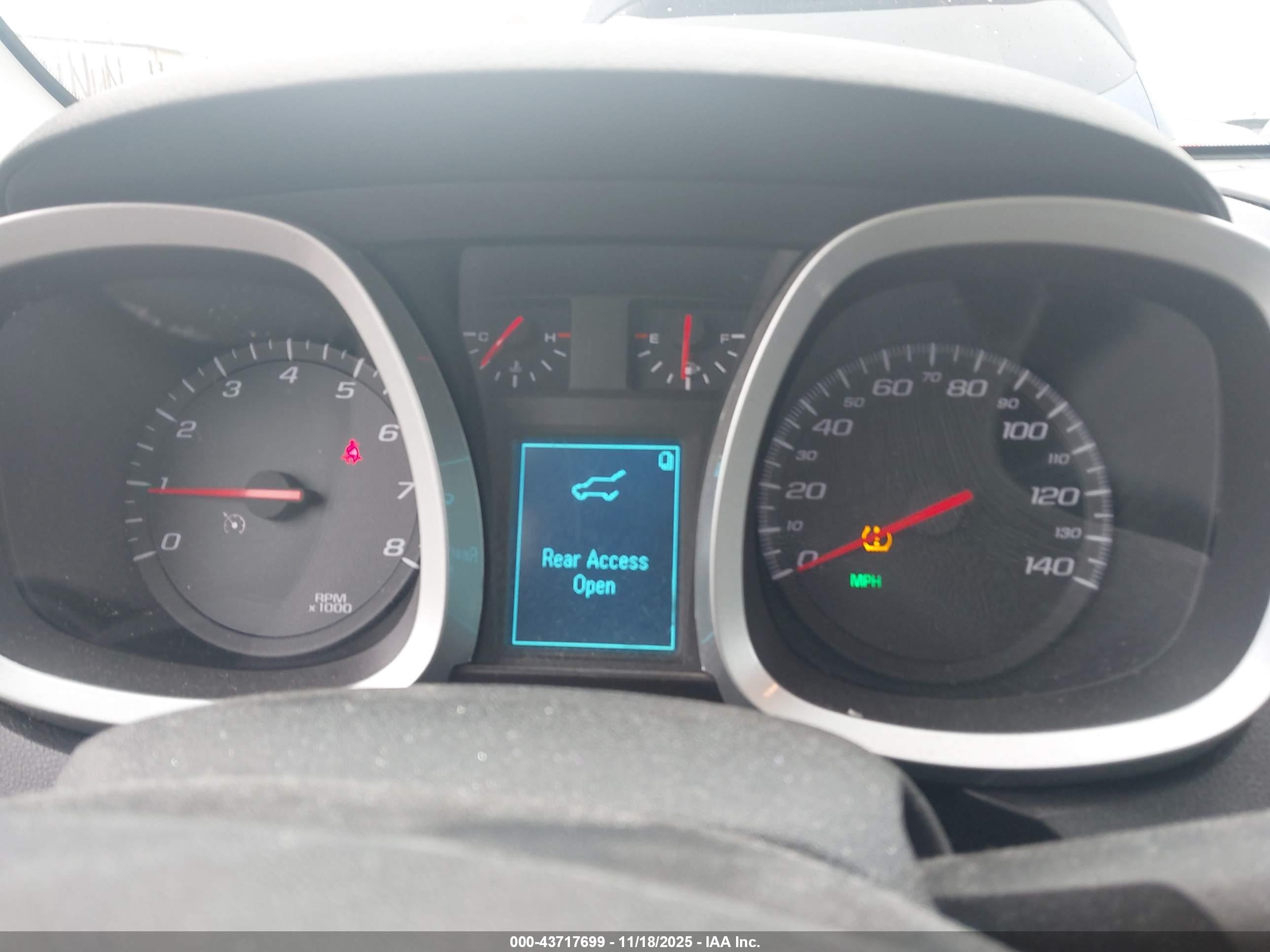 CHEVROLET EQUINOX image 7