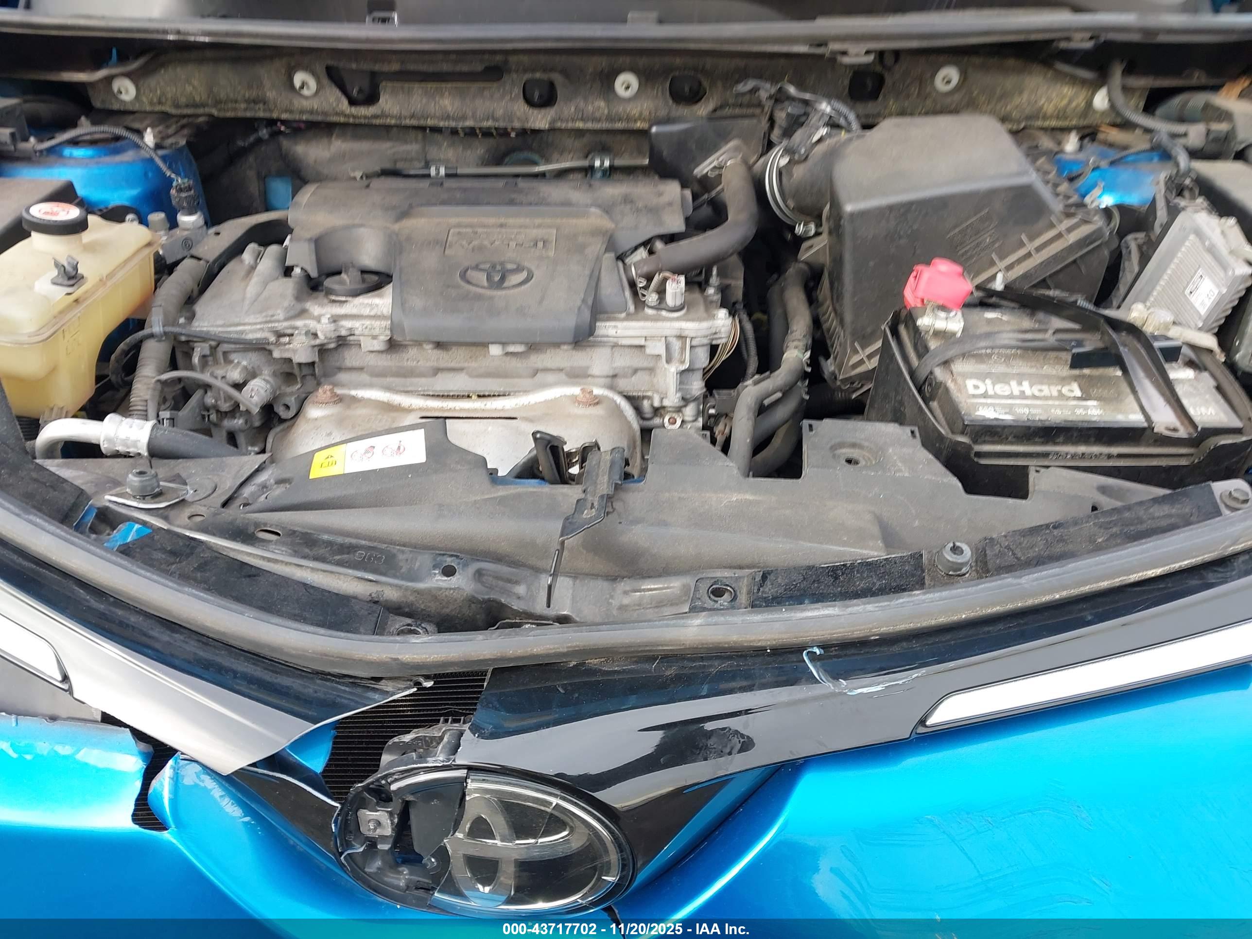 TOYOTA RAV4 image 10