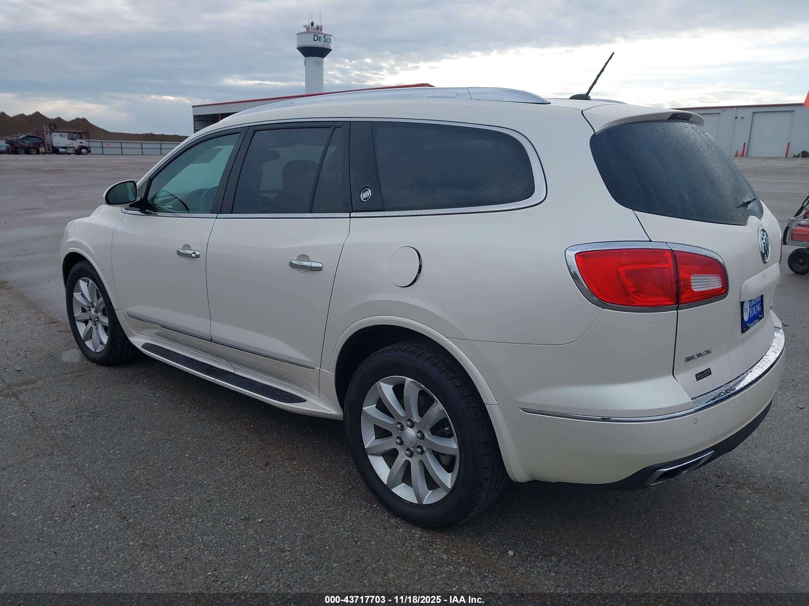 BUICK ENCLAVE image 3