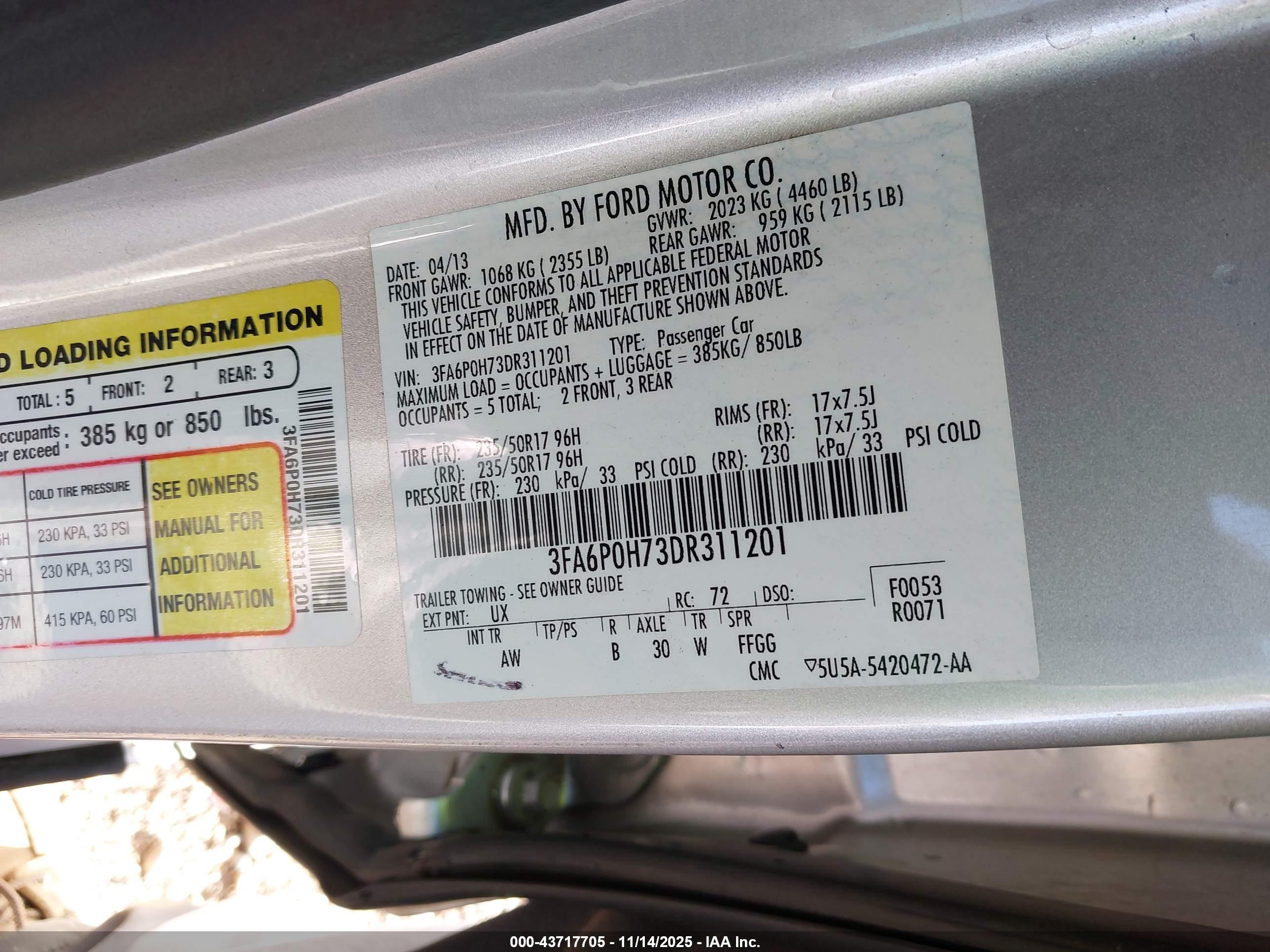 FORD FUSION image 9