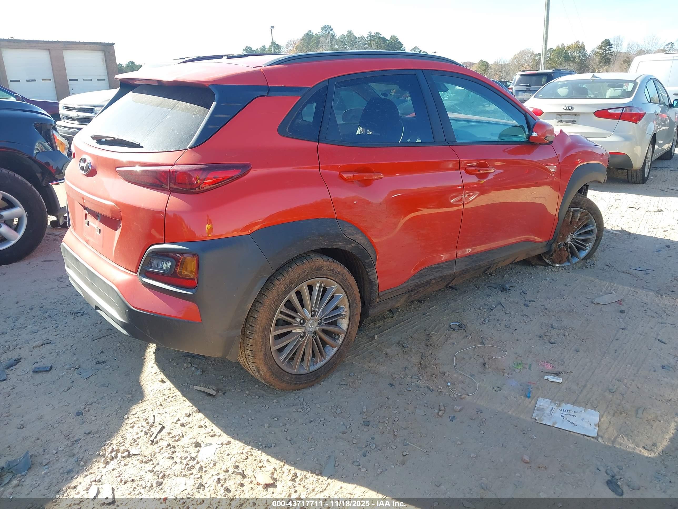 HYUNDAI KONA image 4