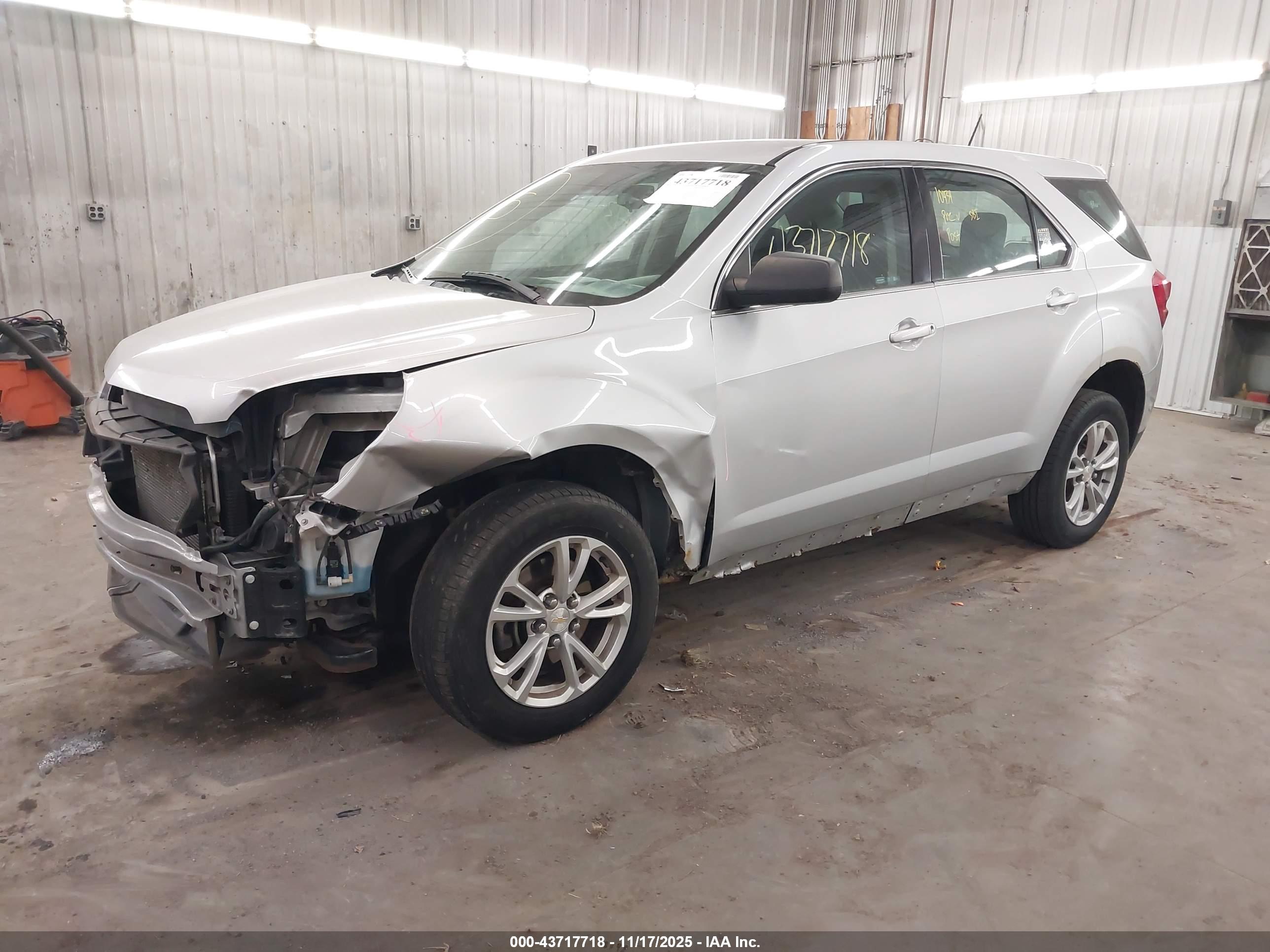 CHEVROLET EQUINOX image 2