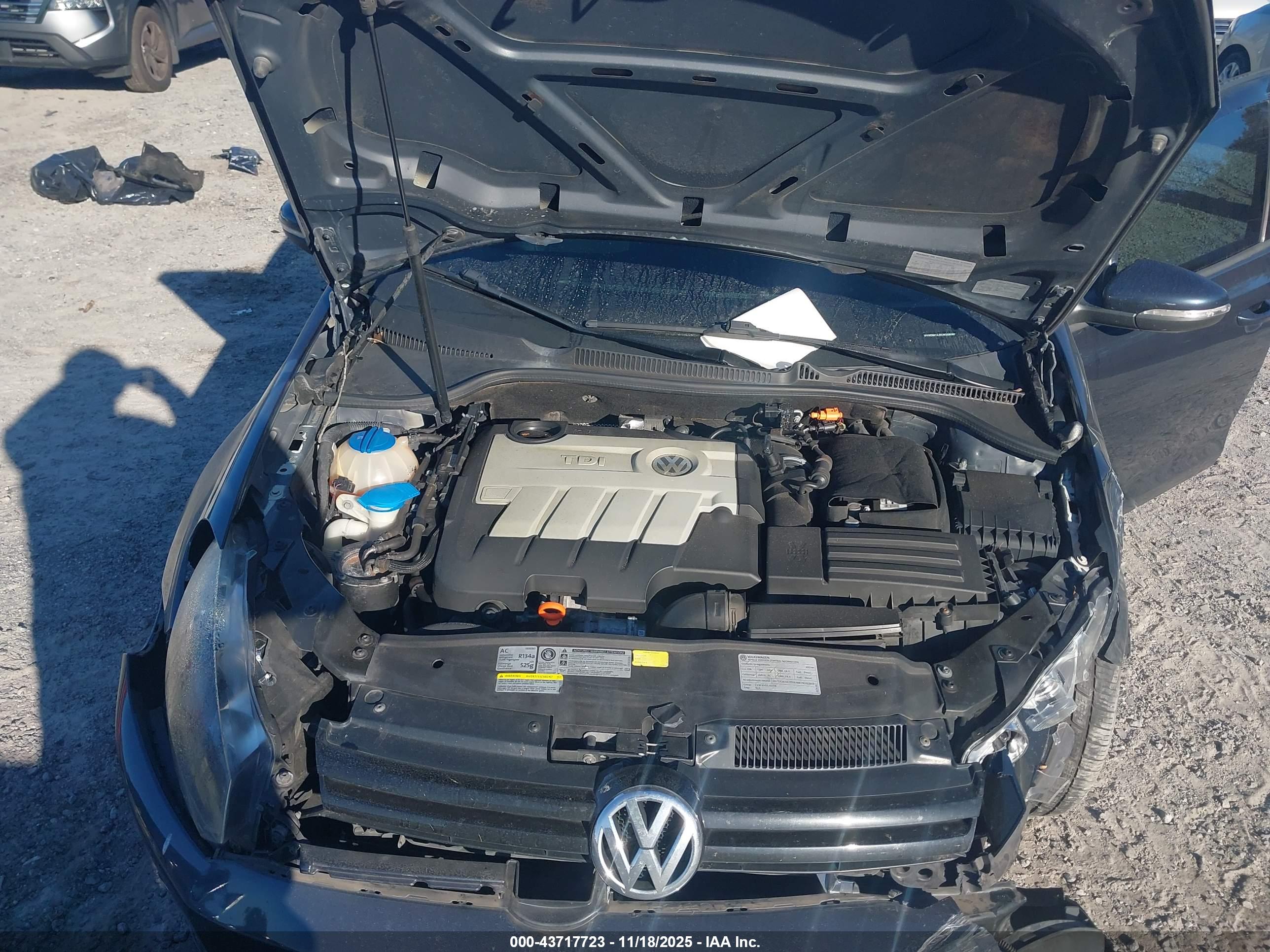 VOLKSWAGEN GOLF image 10