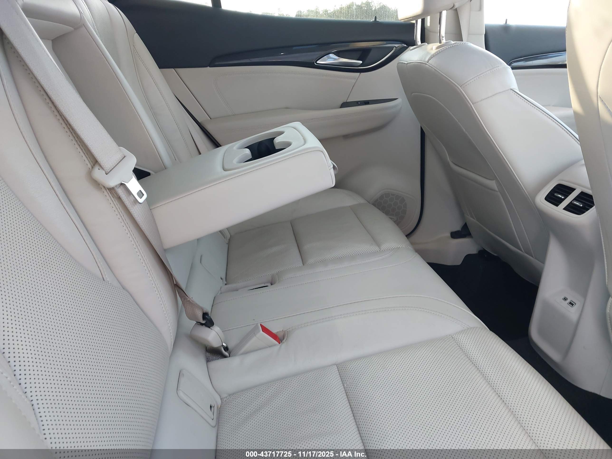 BUICK ENVISION image 8