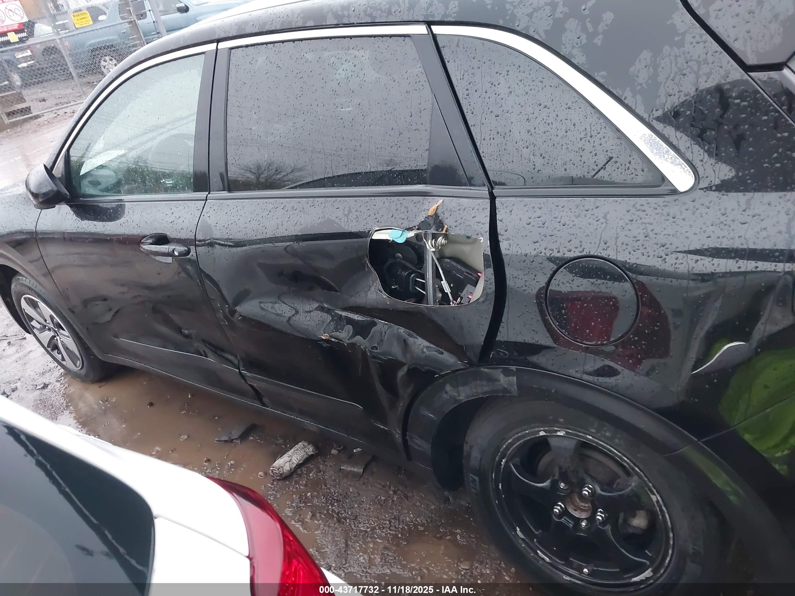 KIA NIRO image 6