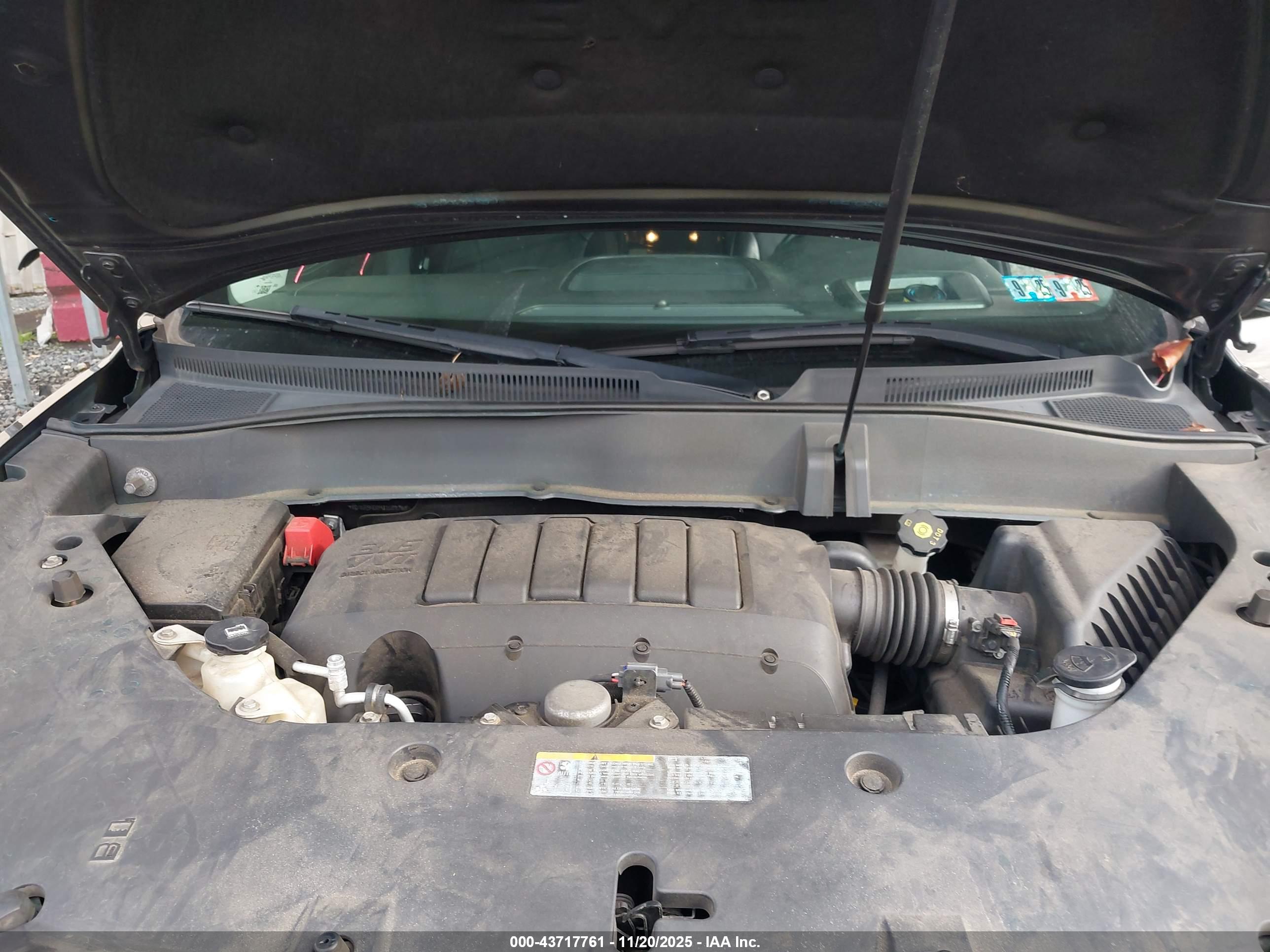 GMC ACADIA image 10