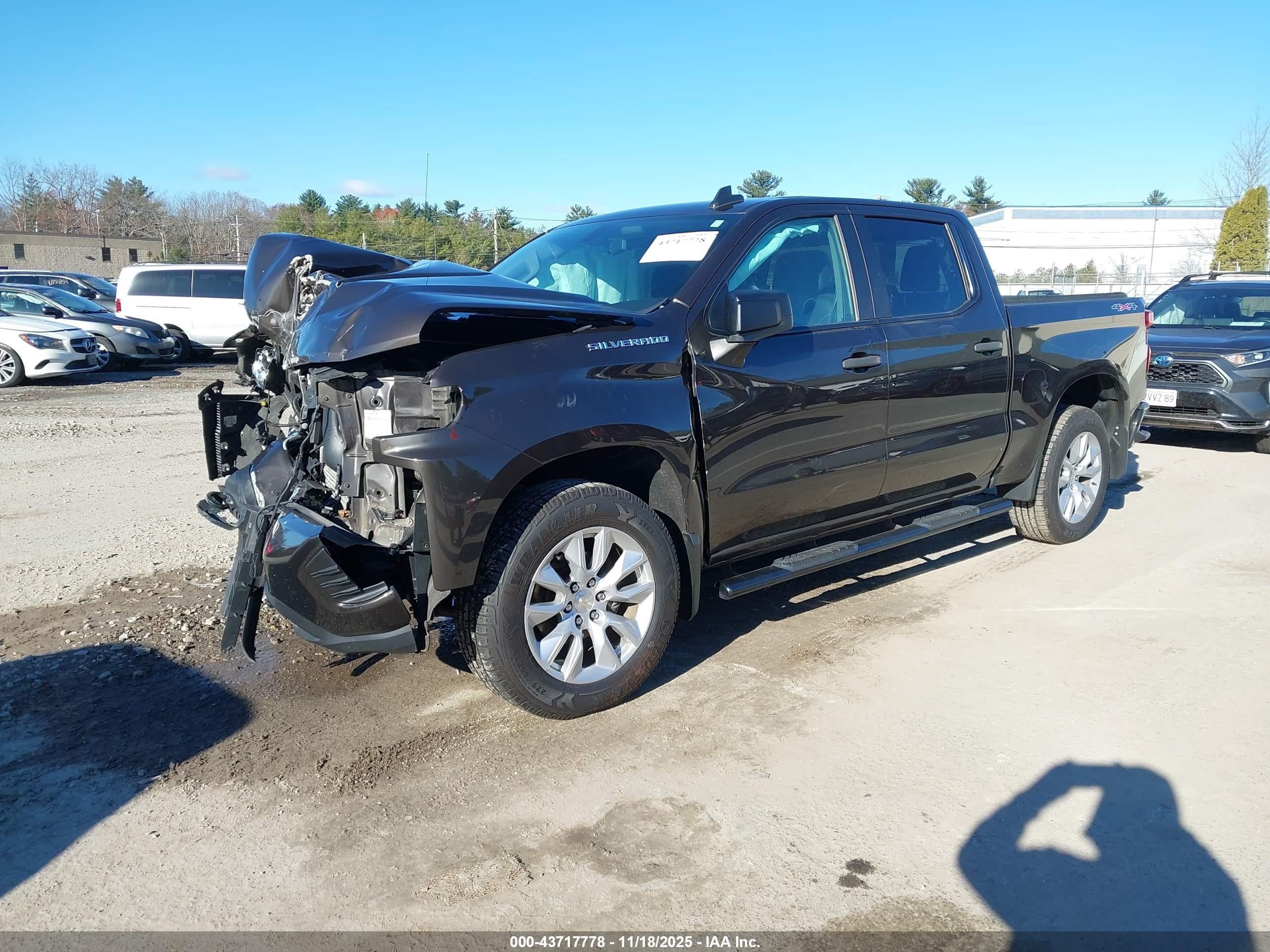 CHEVROLET SILVERADO image 2