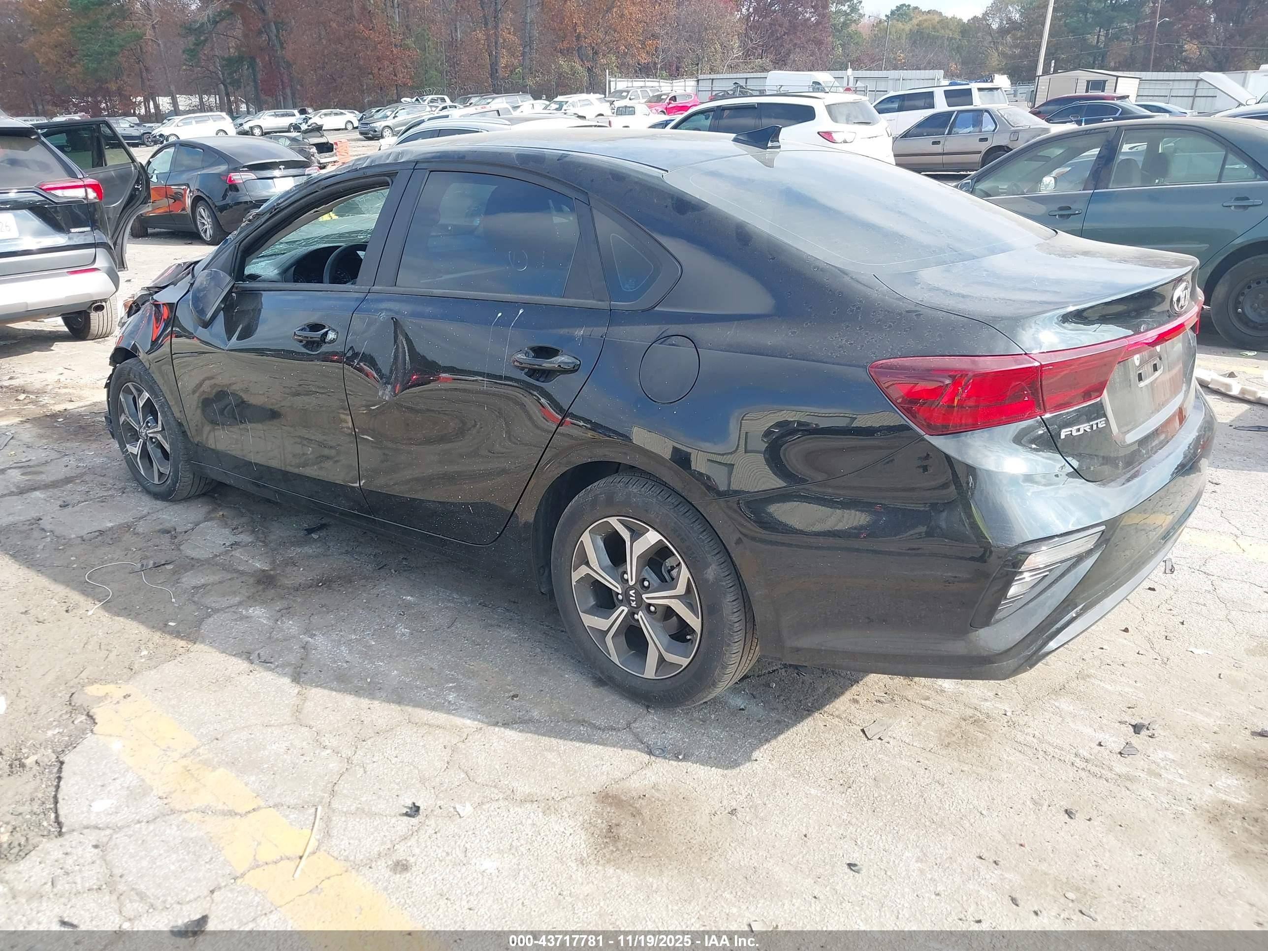 KIA FORTE image 3