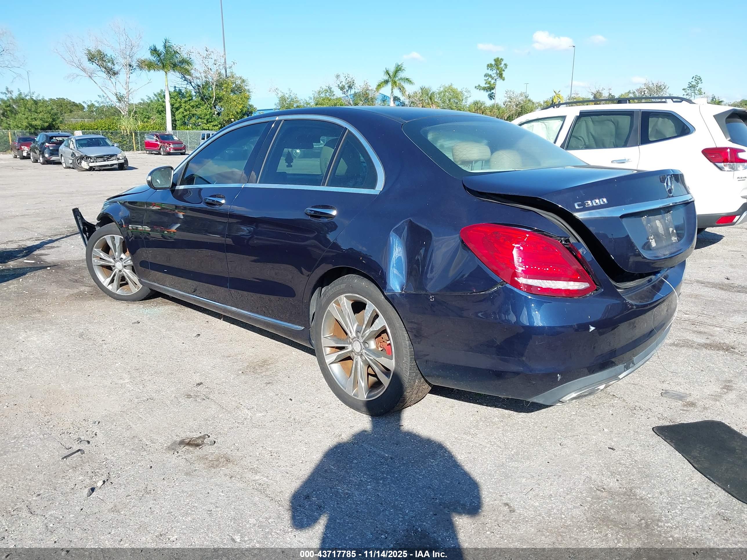 MERCEDES-BENZ C image 3