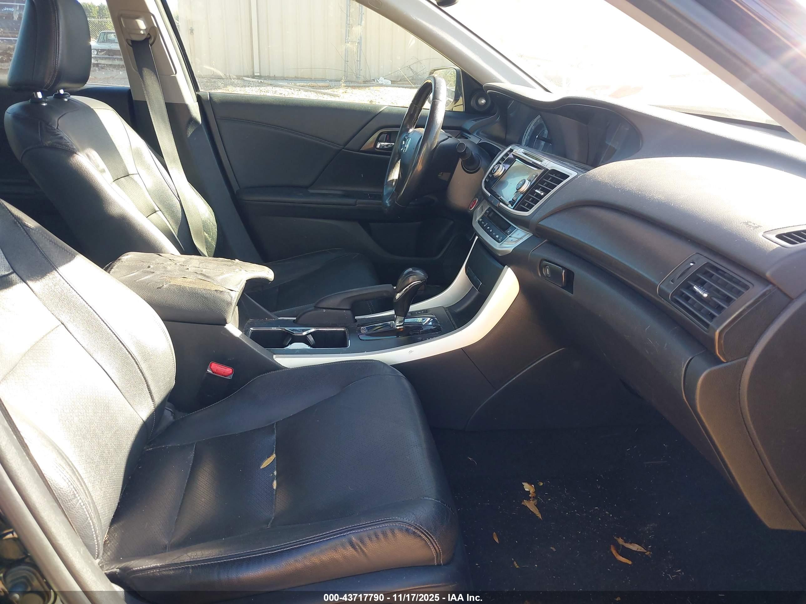 HONDA ACCORD image 5