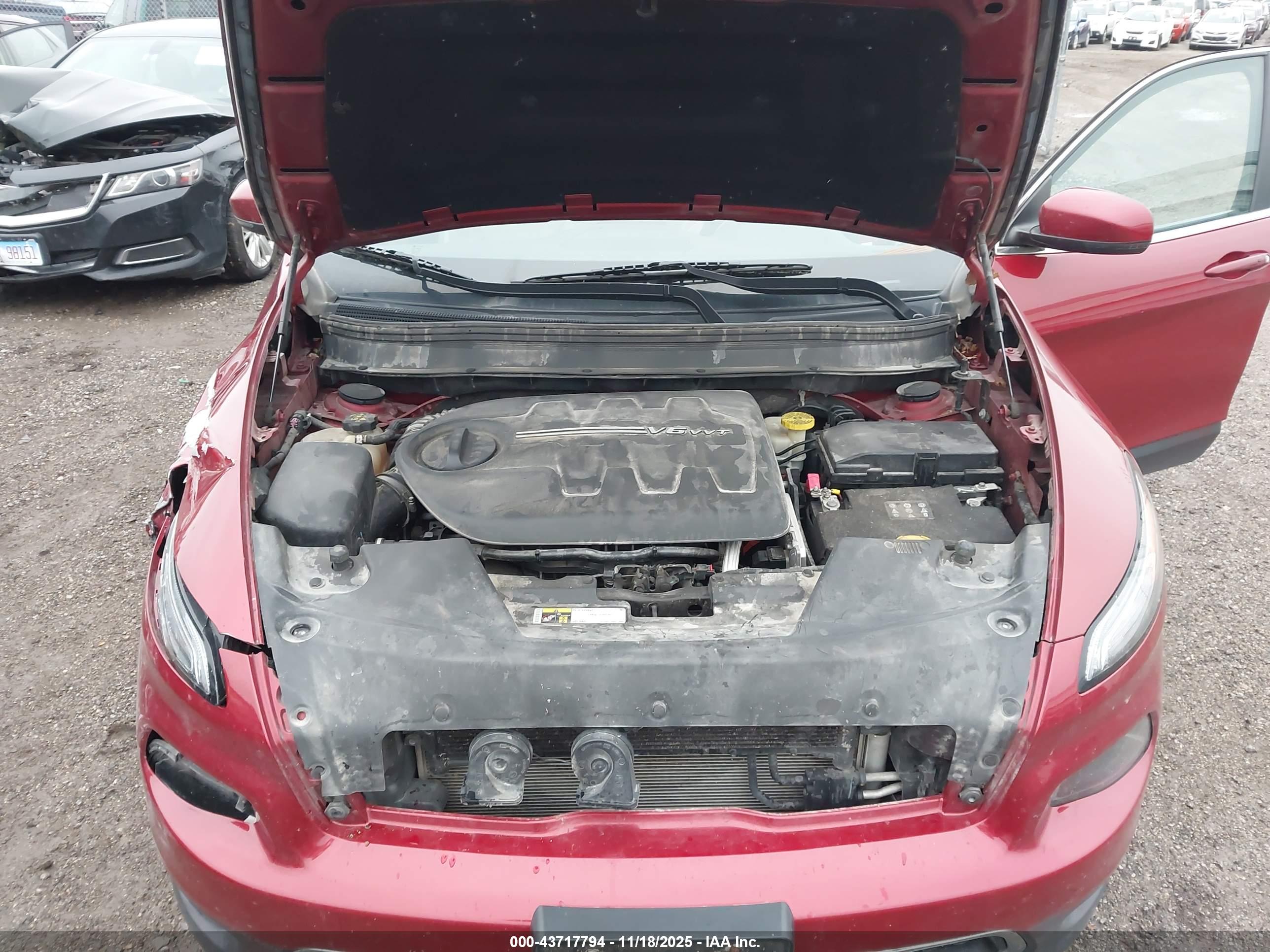 JEEP CHEROKEE image 10