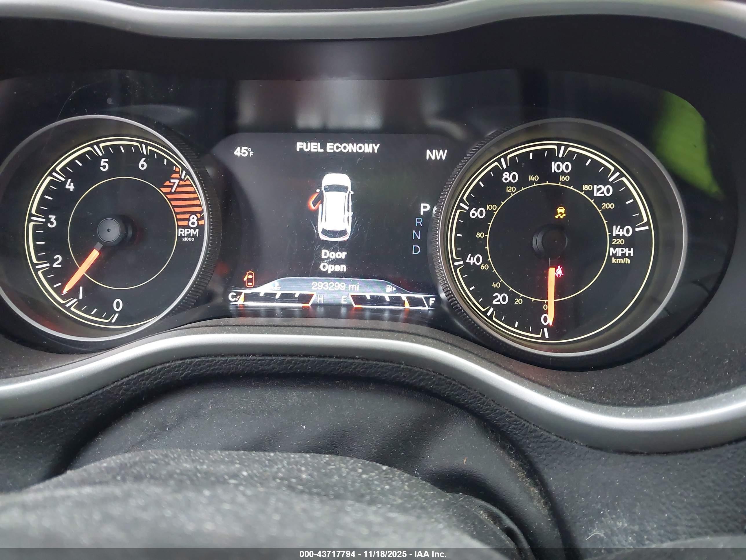 JEEP CHEROKEE image 7