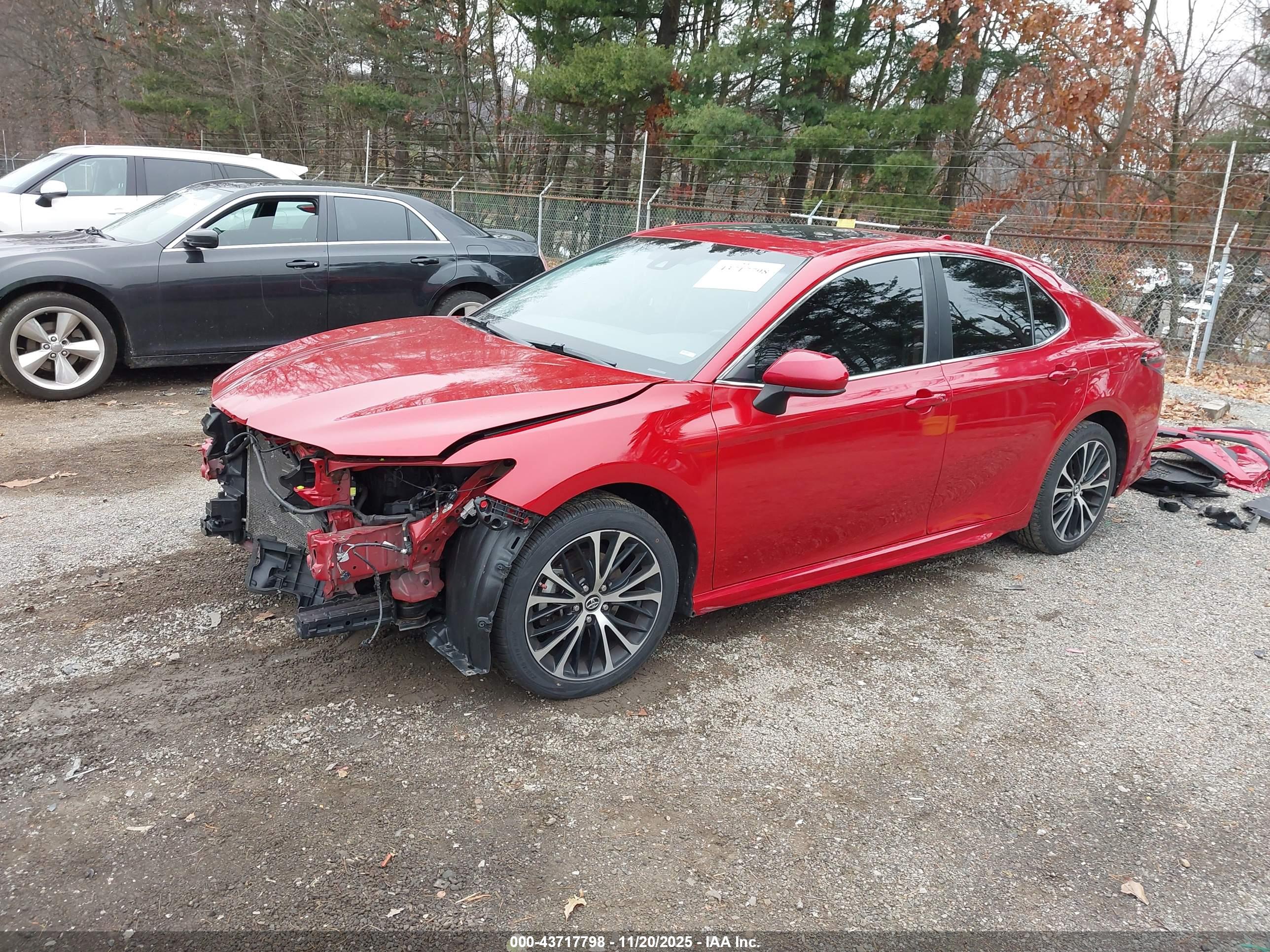 TOYOTA CAMRY image 2