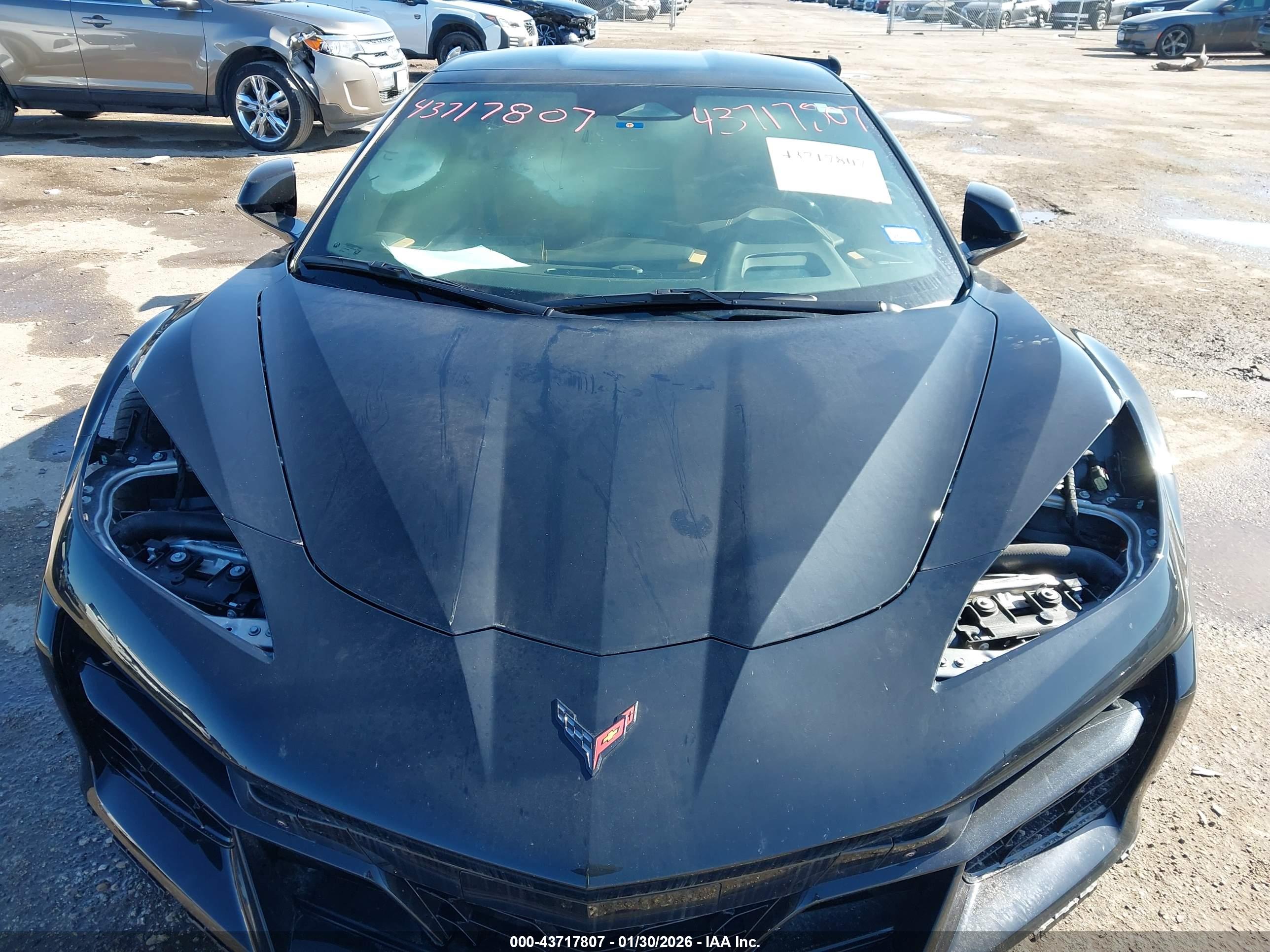 CHEVROLET CORVETTE image 6