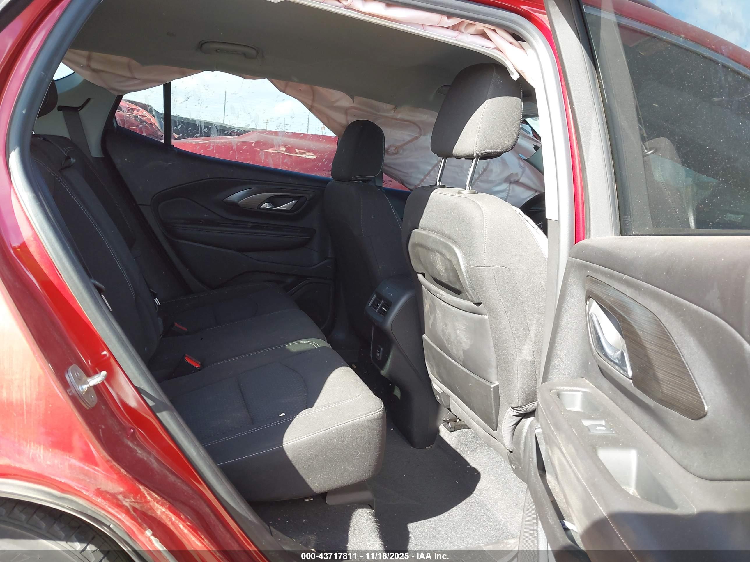 GMC TERRAIN image 8