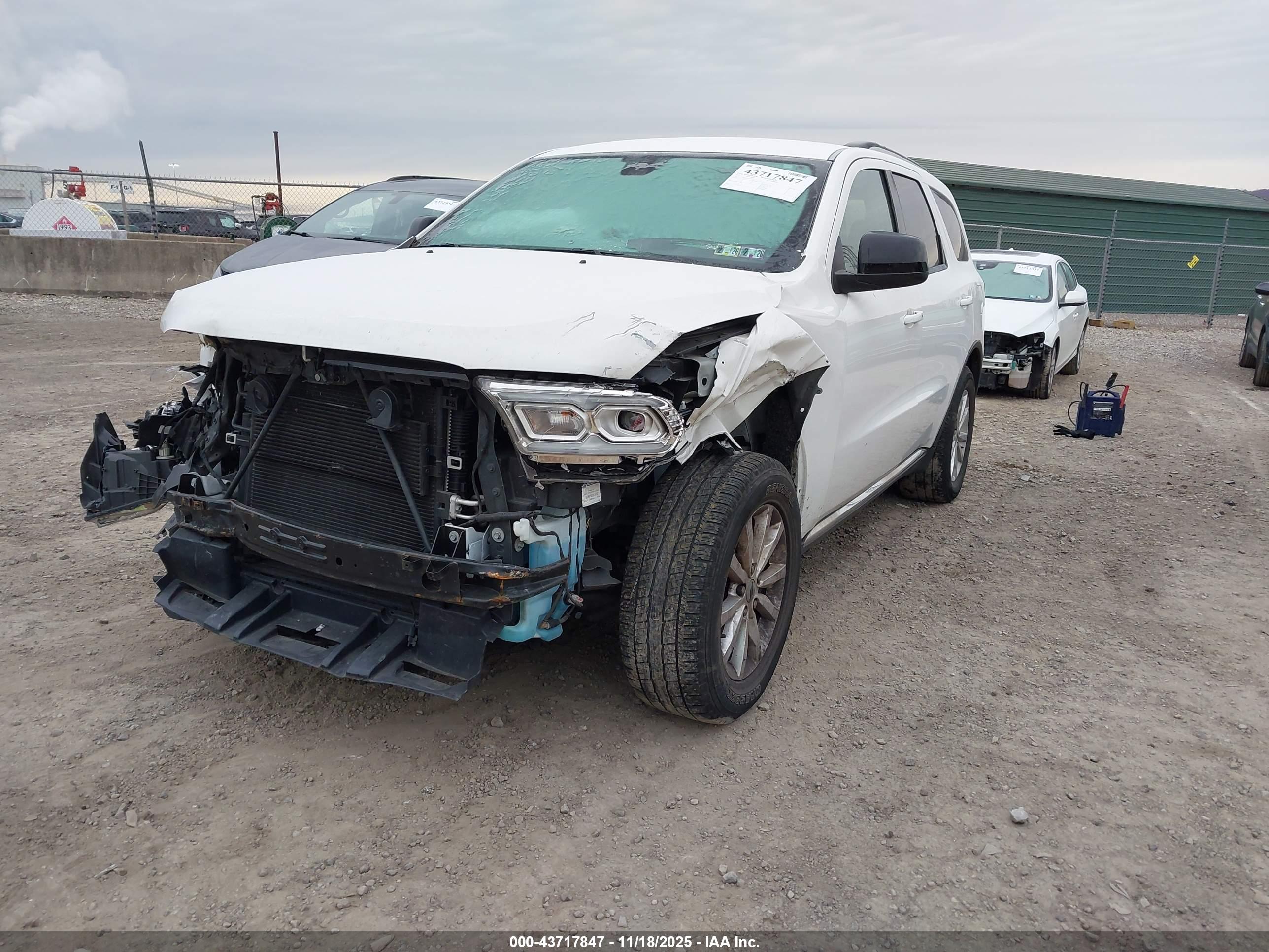DODGE DURANGO image 2