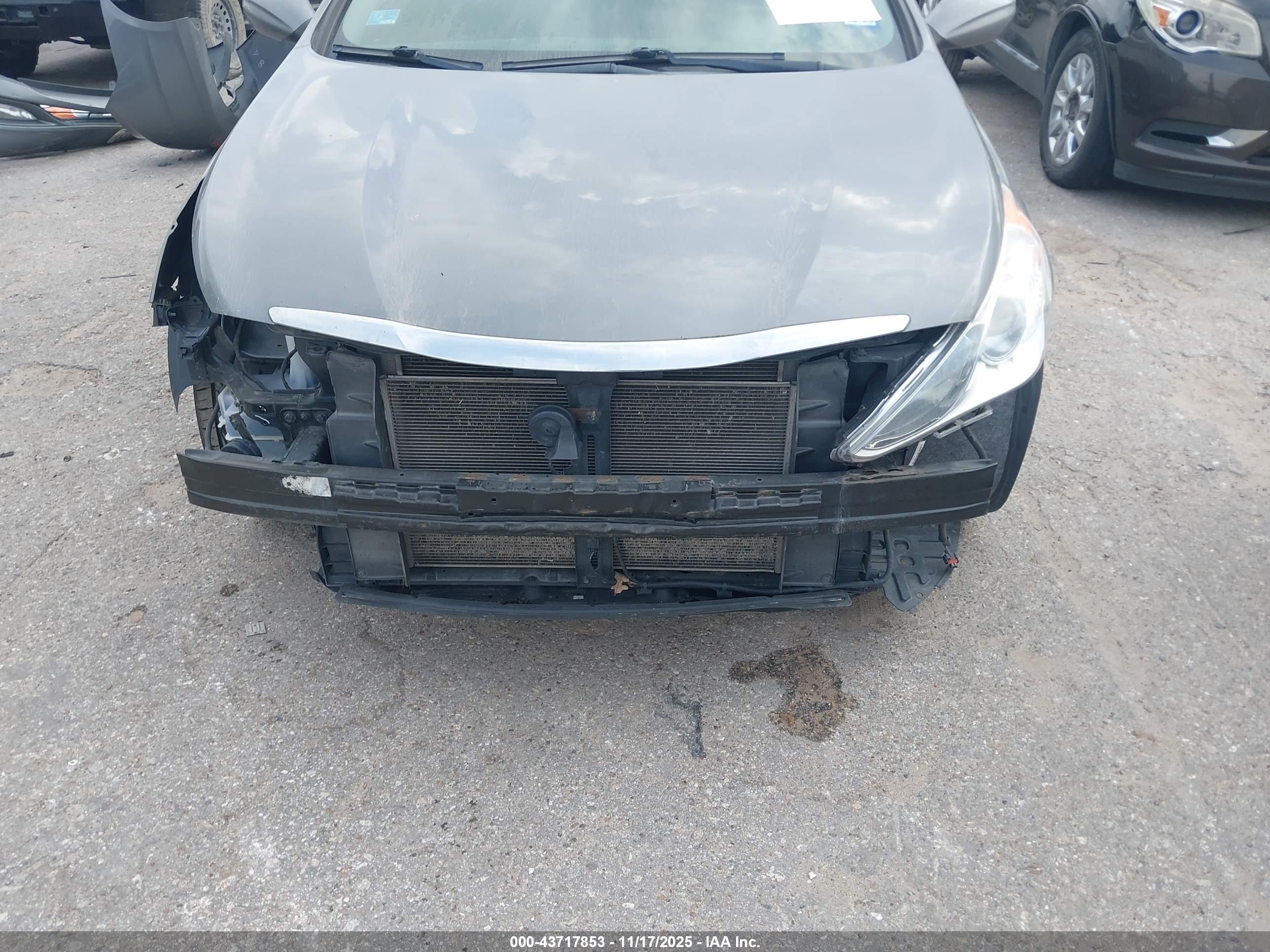 HYUNDAI SONATA image 6