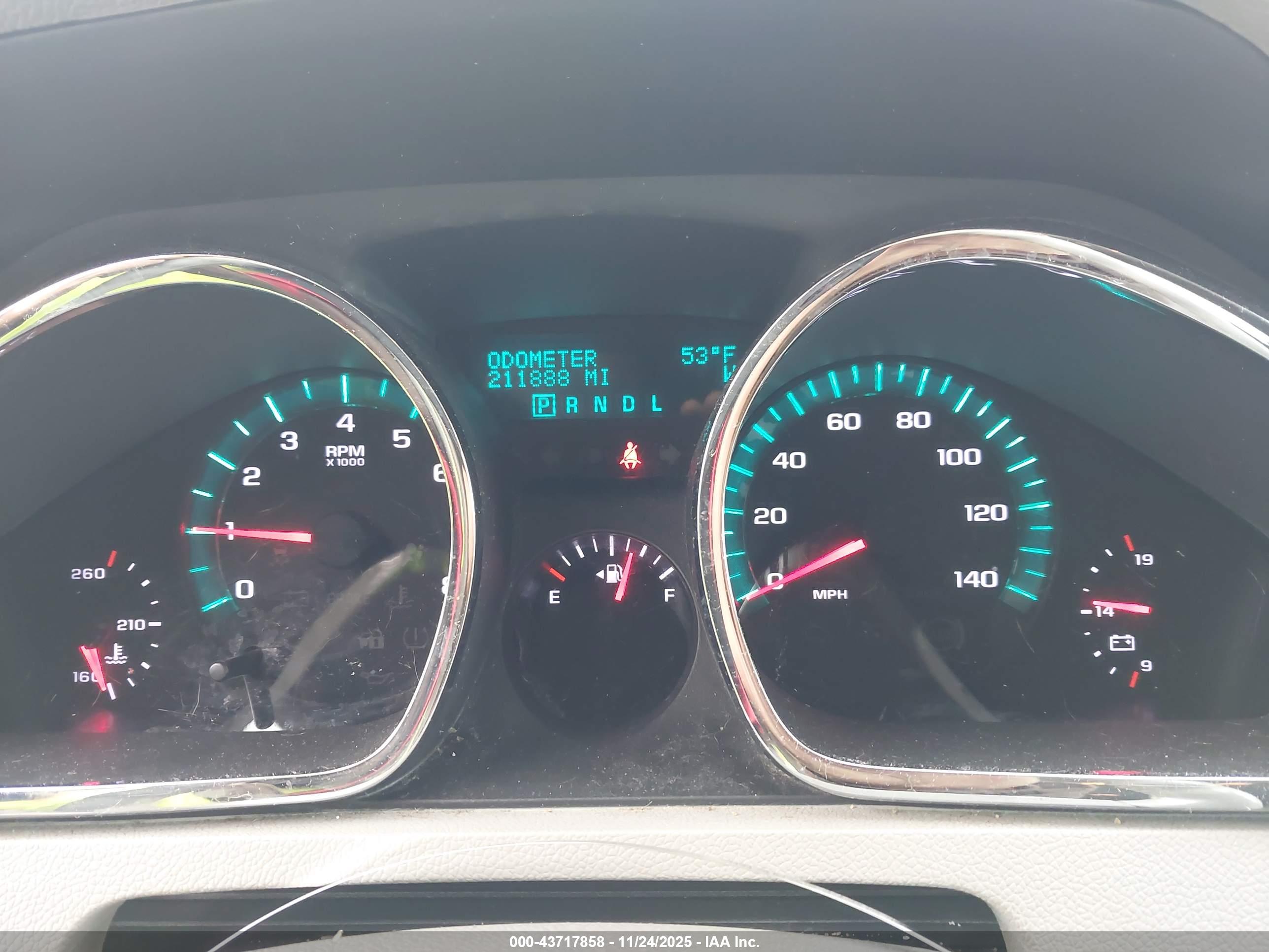 CHEVROLET TRAVERSE image 7