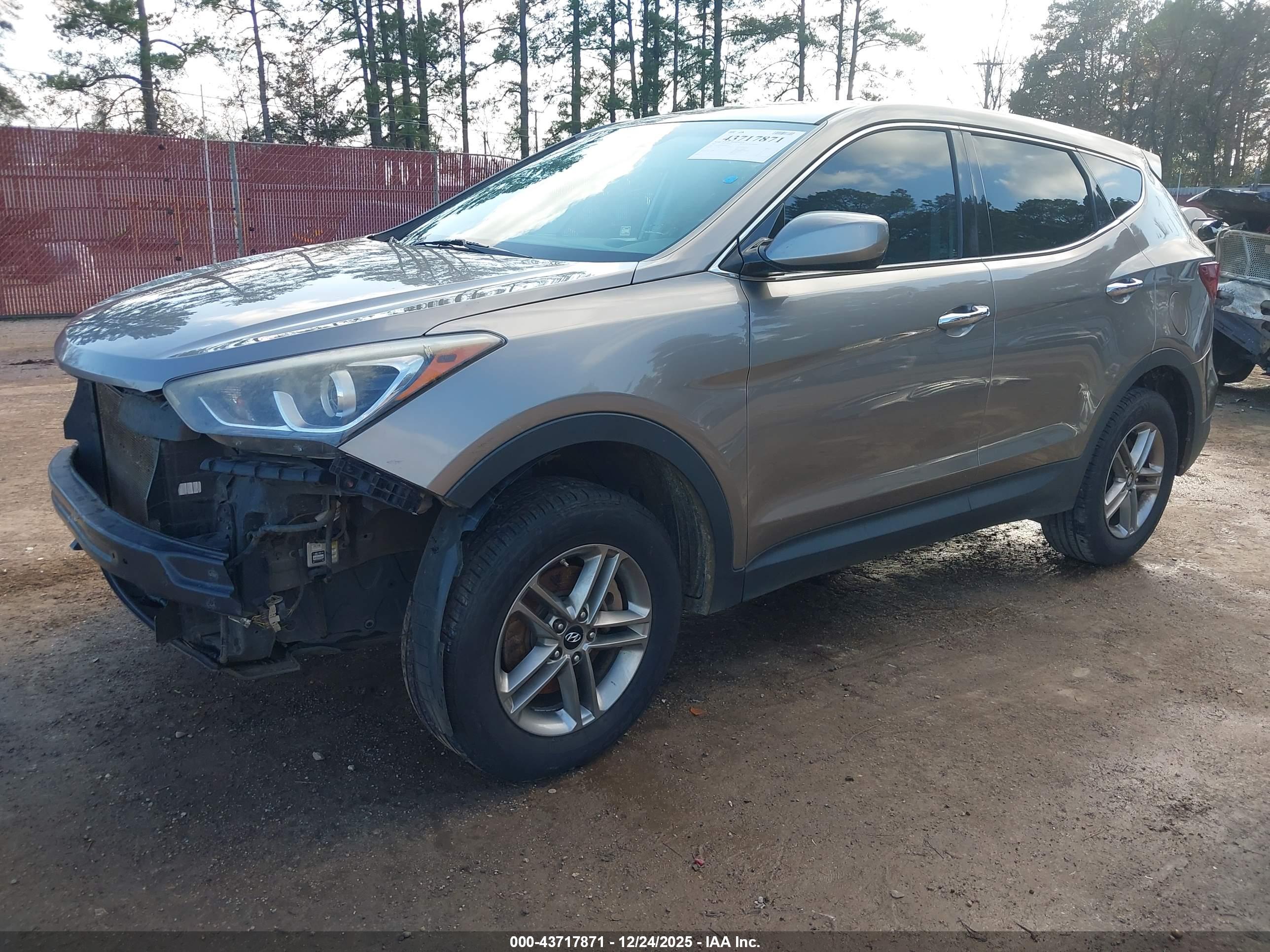 HYUNDAI SANTA image 2