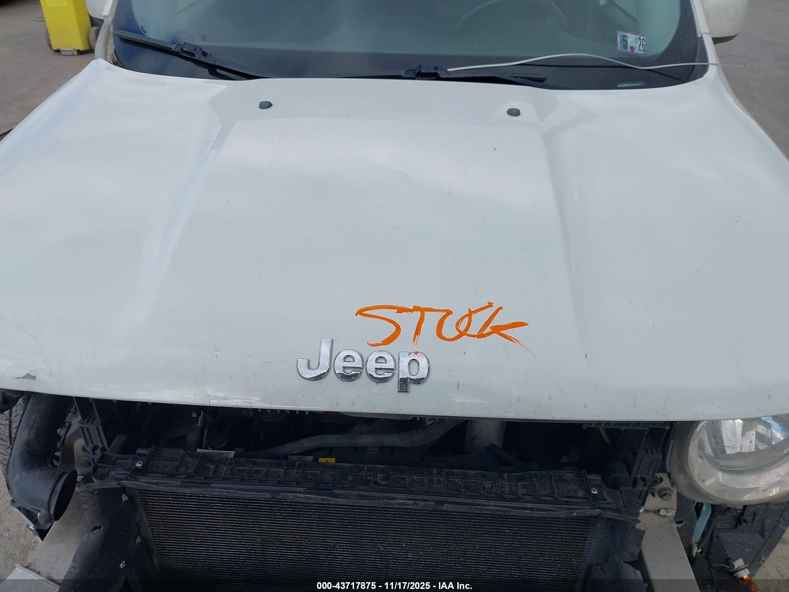 JEEP RENEGADE image 10