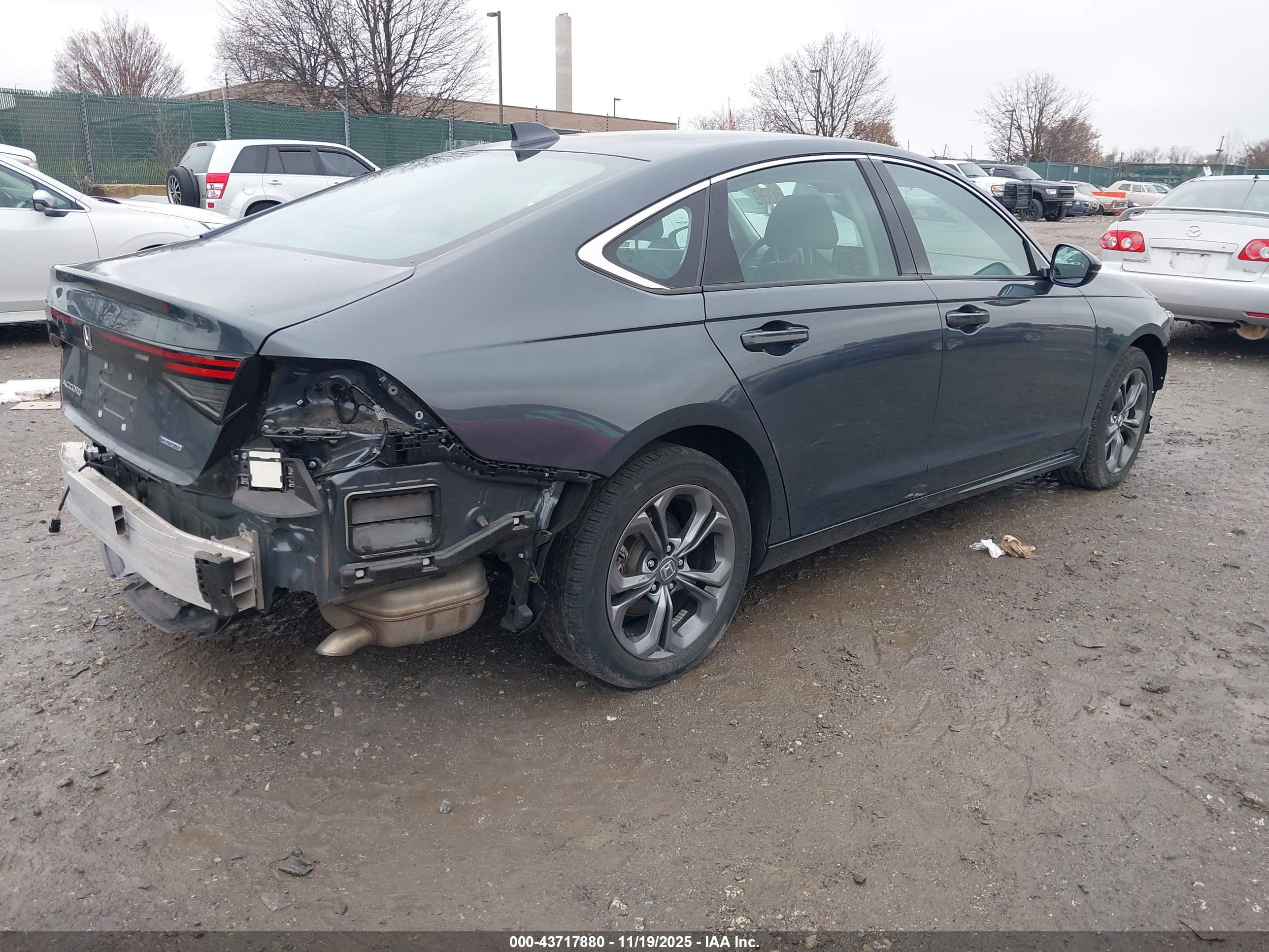 HONDA ACCORD image 4